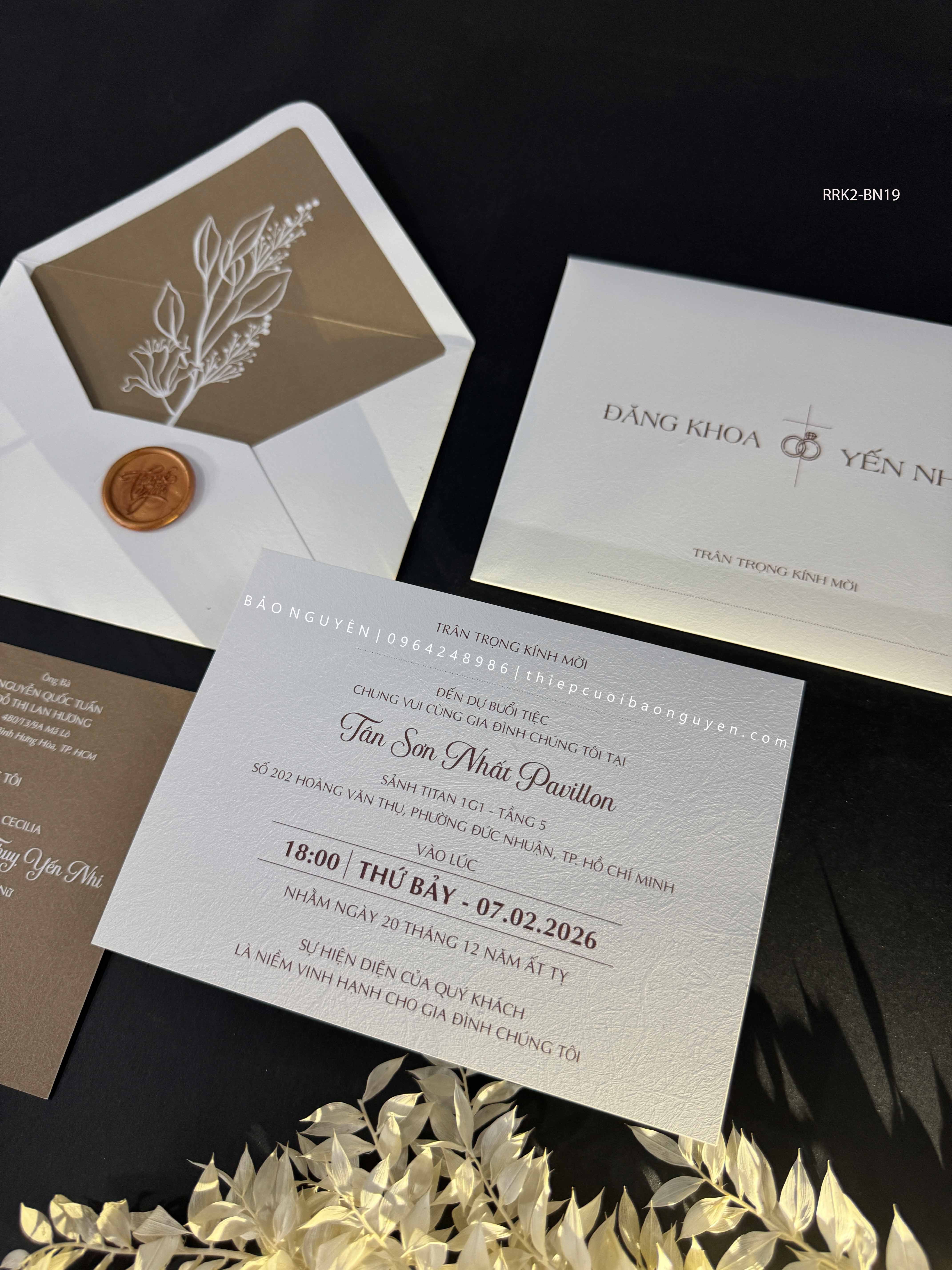 (RRK2-BN19) Thiệp Cưới Kỹ Thuật Số_Hiện Đại