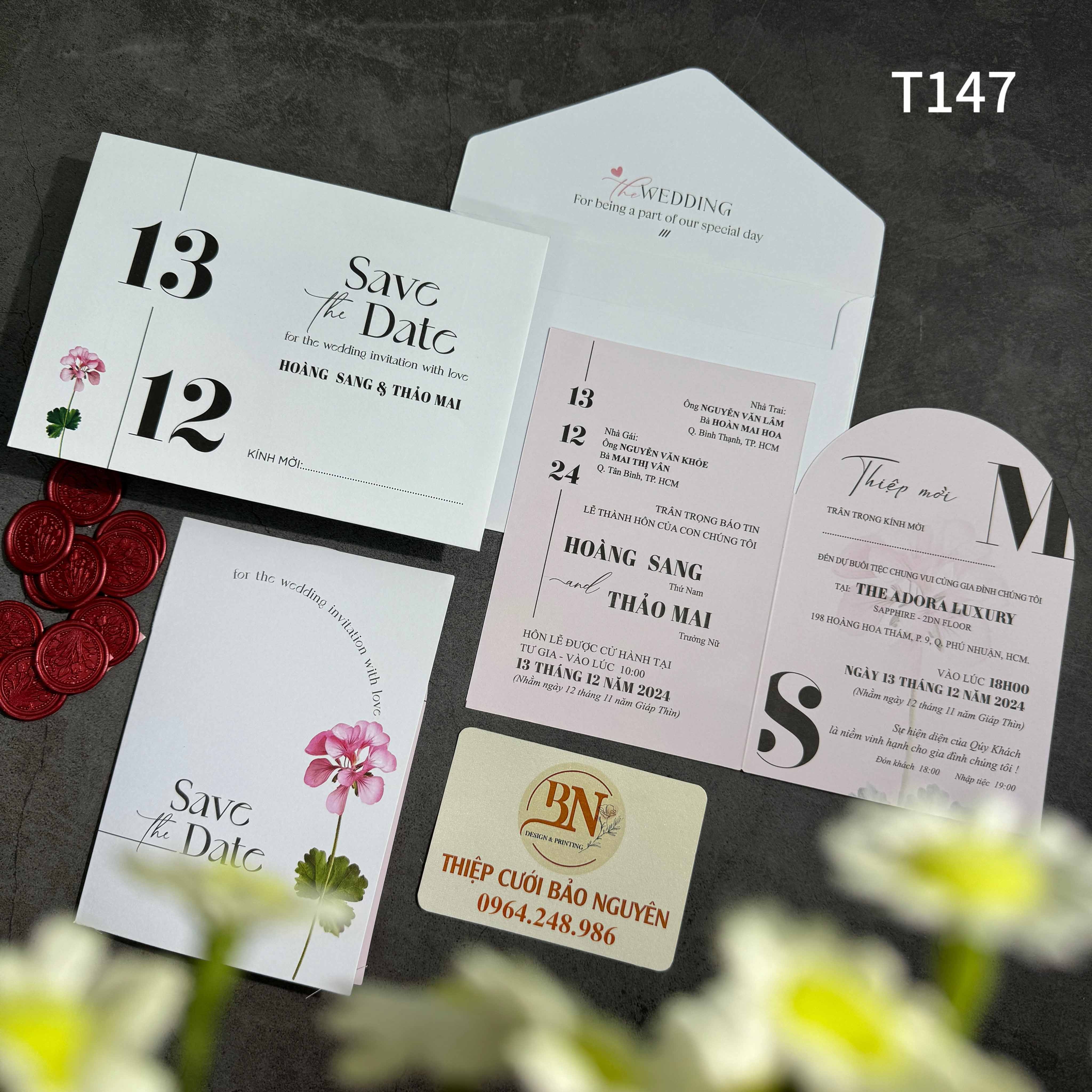(T147) Thiệp cưới giá rẻ ruột gập đôi