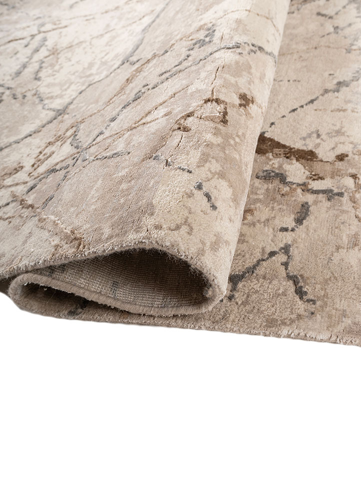 URBAN PAUSE BY KAVI (240x300 cm)