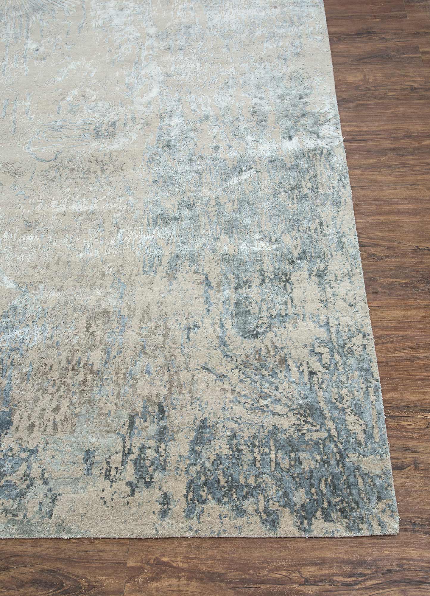 UNSTRING BY KAVI (168x240 cm)