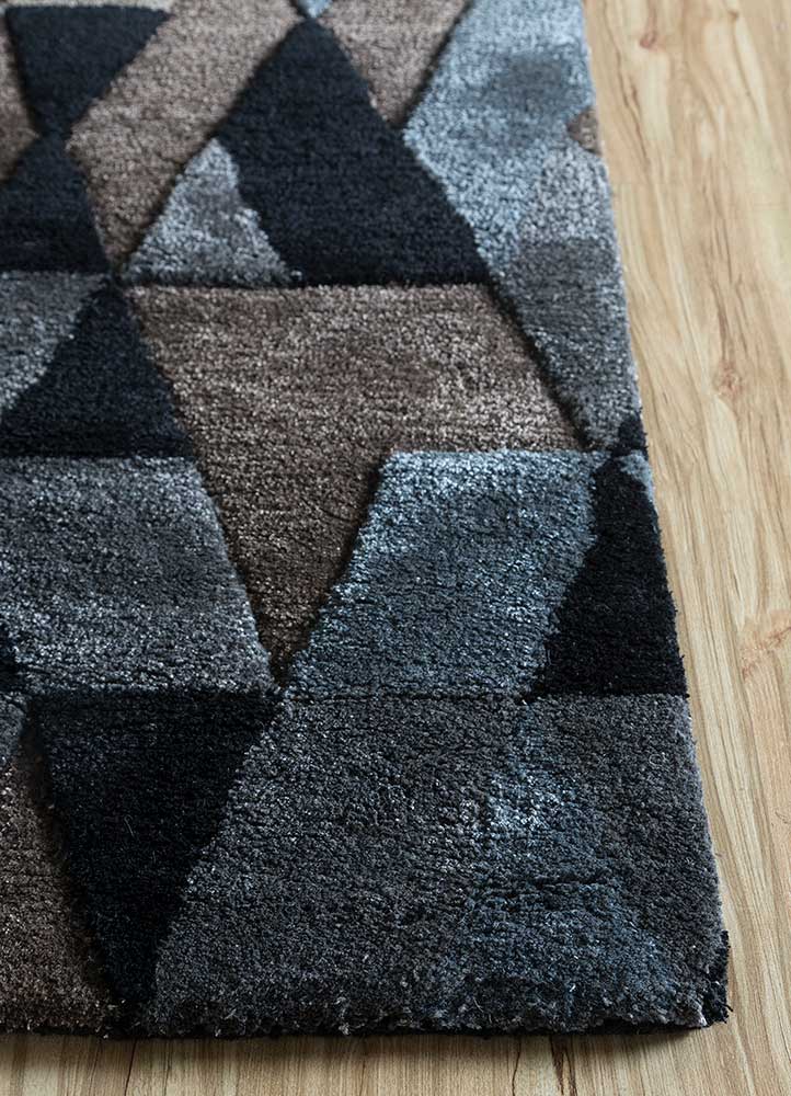 PRISM (150x240 cm)