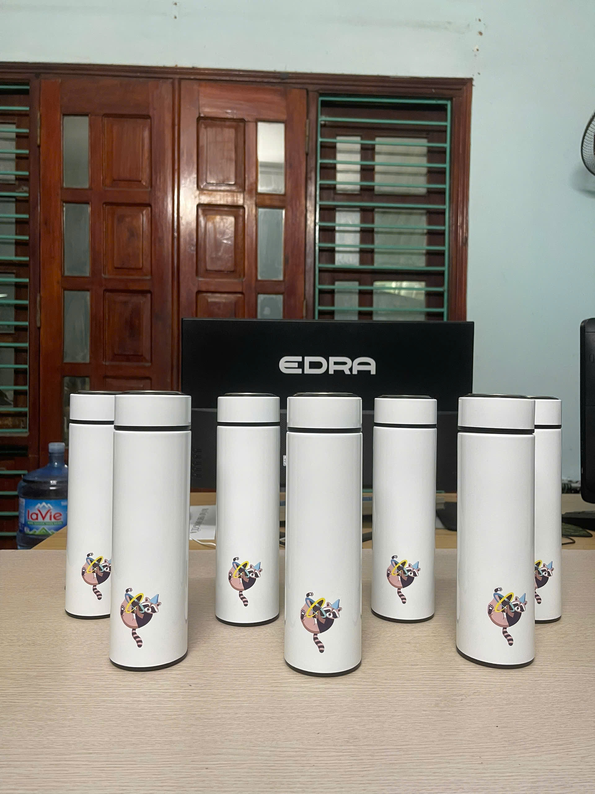 BÌNH GIỮ NHIỆT 500ML IN LOGO / HÌNH ẢNH THEO YÊU CẦU – MÓN QUÀ TẶNG DOANH NGHIỆP SANG TRỌNG & Ý NGHĨA