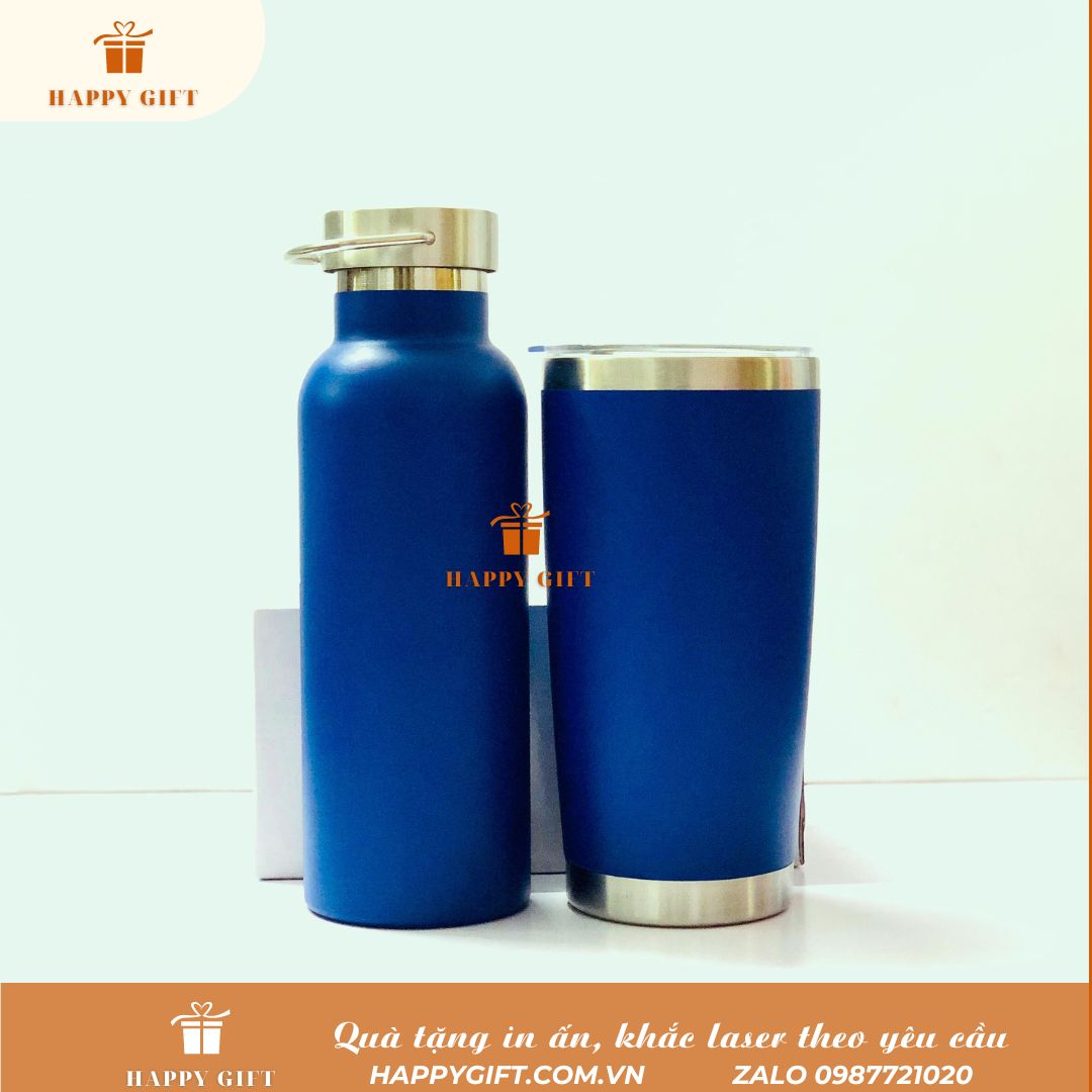 Bình giữ nhiệt hình chai nước có quai xách 500ml, Bình giữ nhiệt in khắc tên logo- HappyGift
