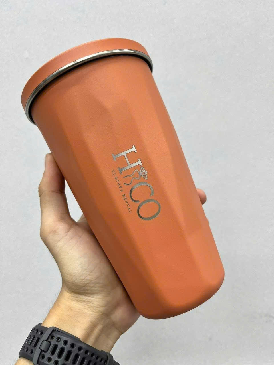 🧊 CỐC GIỮ NHIỆT TYESO 600ML – THIẾT KẾ HIỆN ĐẠI, TIỆN LỢI MỖI NGÀY