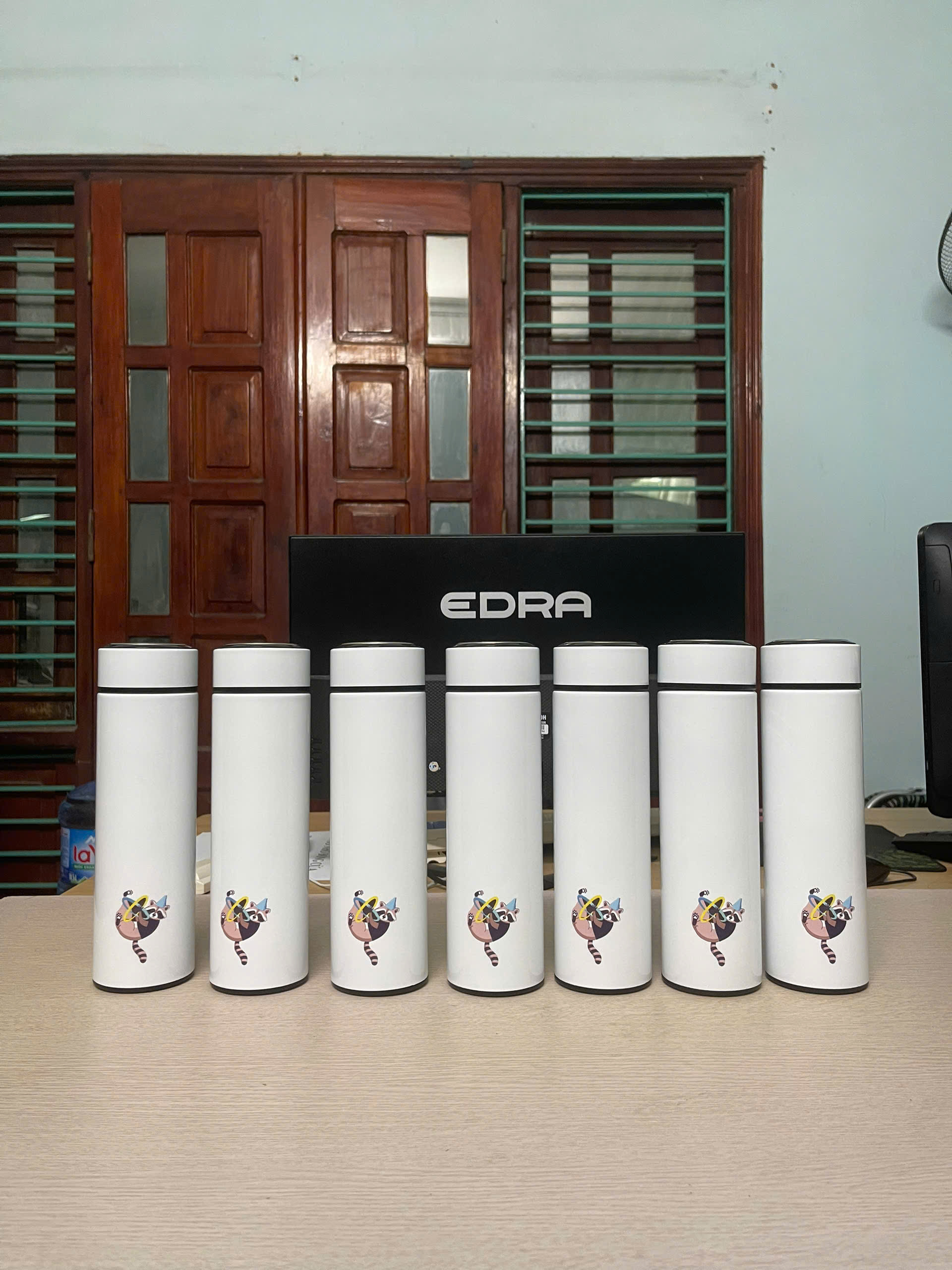 BÌNH GIỮ NHIỆT 500ML IN LOGO / HÌNH ẢNH THEO YÊU CẦU – MÓN QUÀ TẶNG DOANH NGHIỆP SANG TRỌNG & Ý NGHĨA