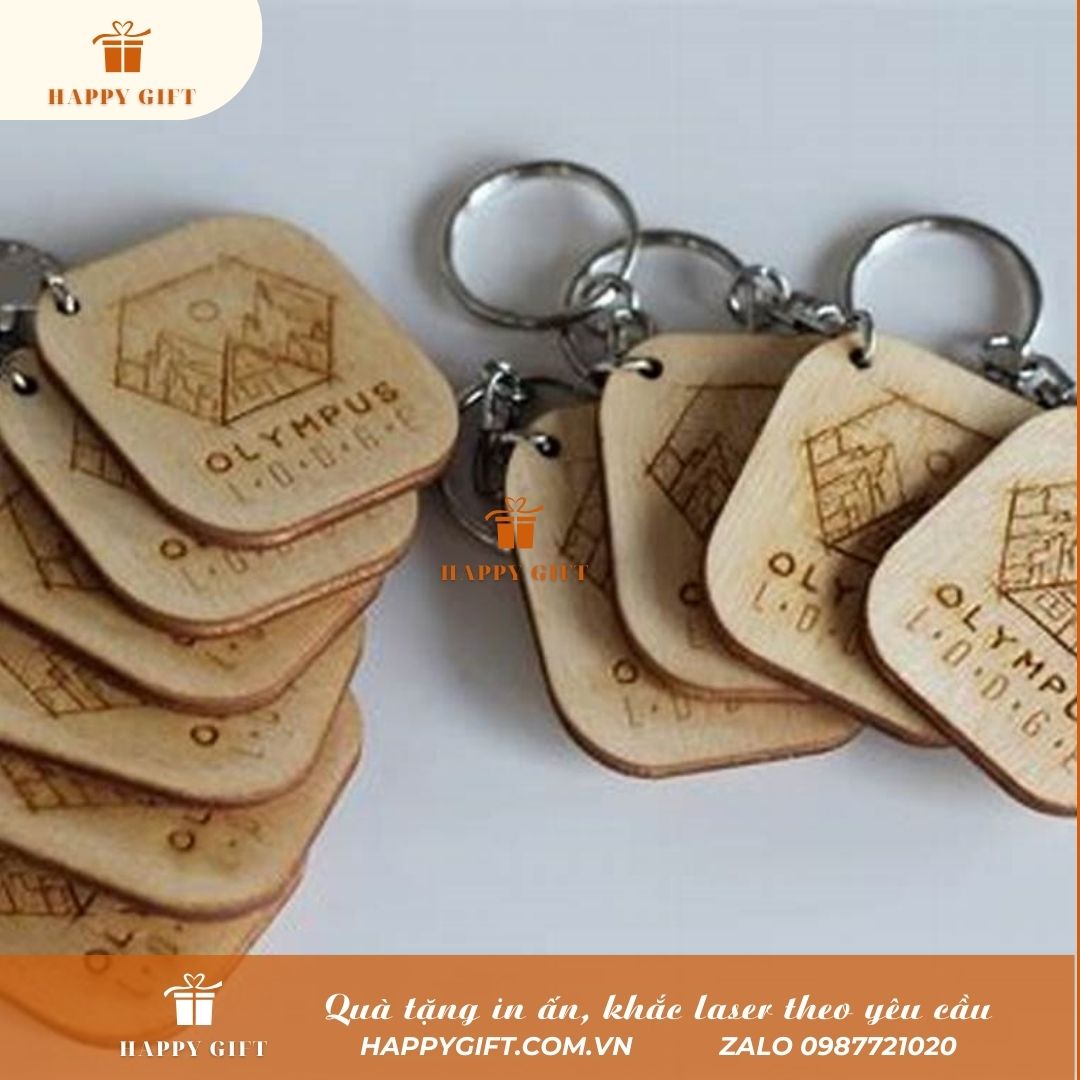 Khắc Laser móc khóa gỗ, khắc laser quà tặng doanh nghiệp, quà tặng sự kiện