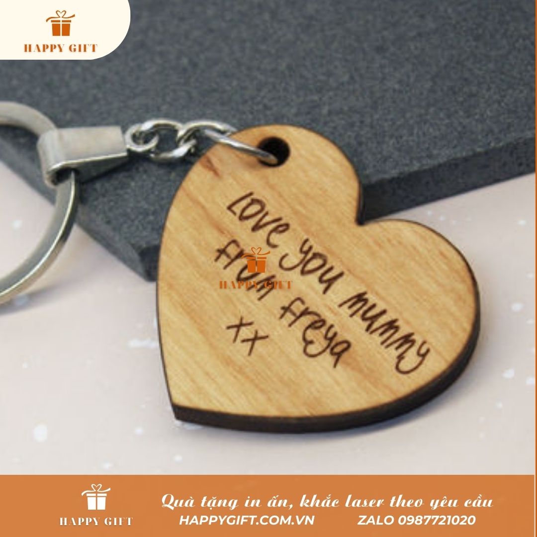 Khắc Laser móc khóa gỗ, khắc laser quà tặng doanh nghiệp, quà tặng sự kiện