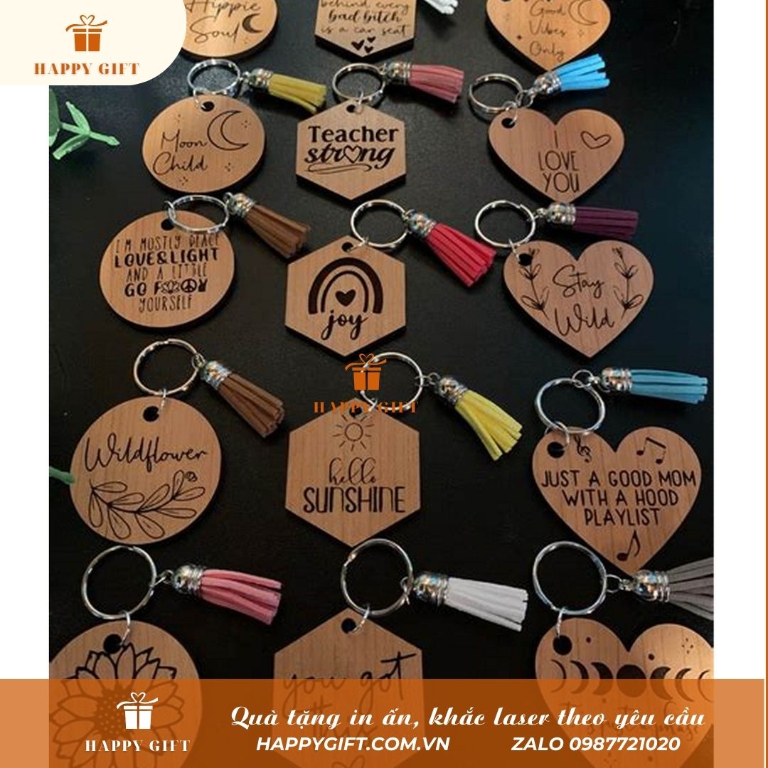 Khắc Laser móc khóa gỗ, khắc laser quà tặng doanh nghiệp, quà tặng sự kiện