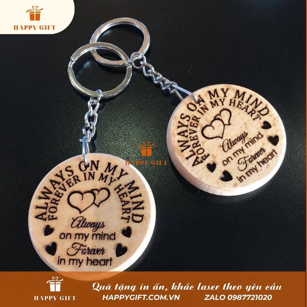 Khắc Laser móc khóa gỗ, khắc laser quà tặng doanh nghiệp, quà tặng sự kiện