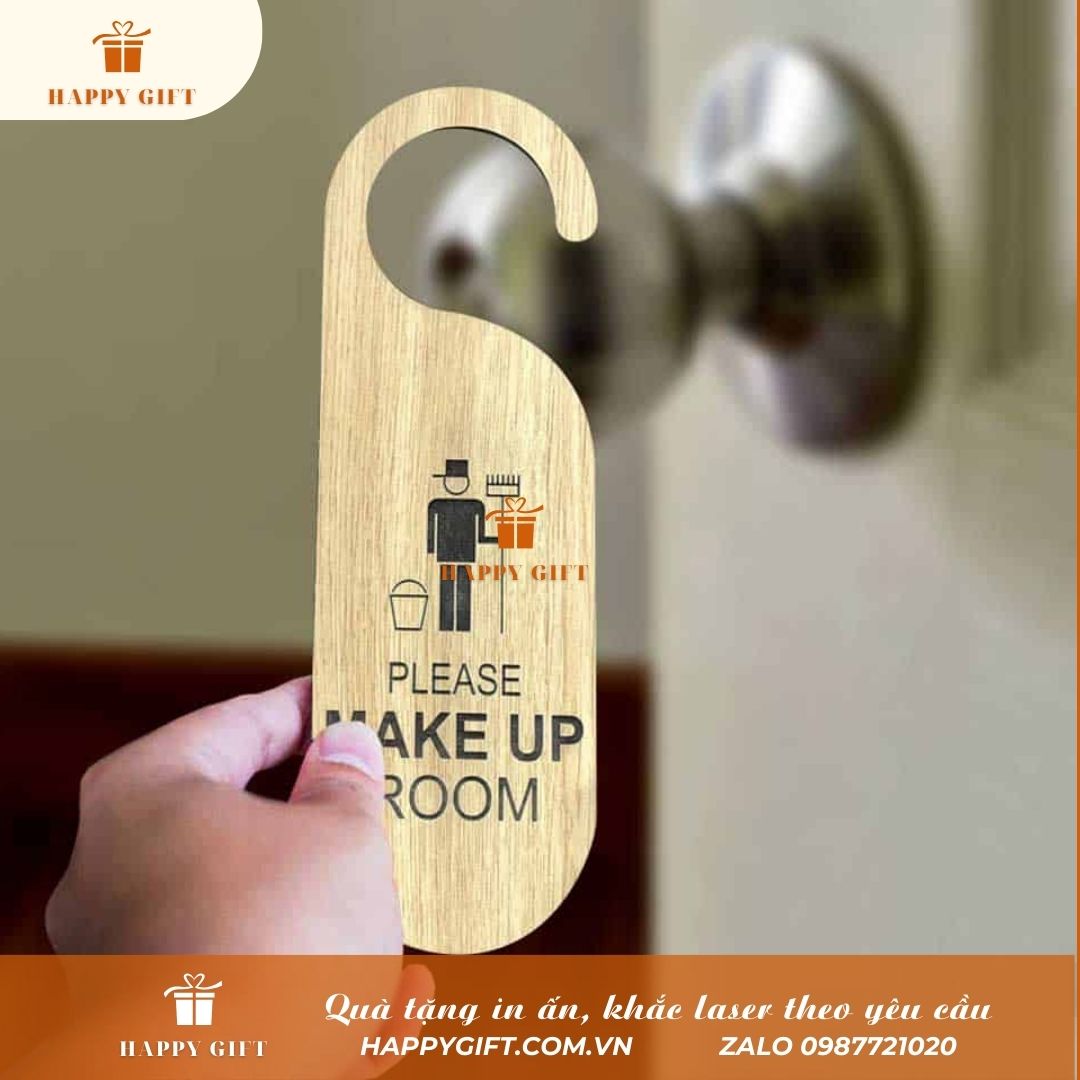 Khắc laser the Tag cửa Khách sạn theo yêu cầu tại LASER HOÀNG MAI