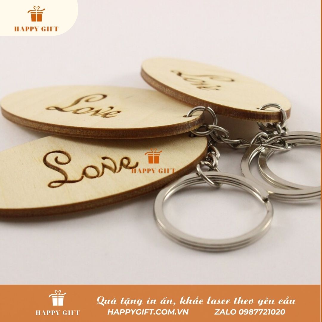 Khắc Laser móc khóa gỗ, khắc laser quà tặng doanh nghiệp, quà tặng sự kiện