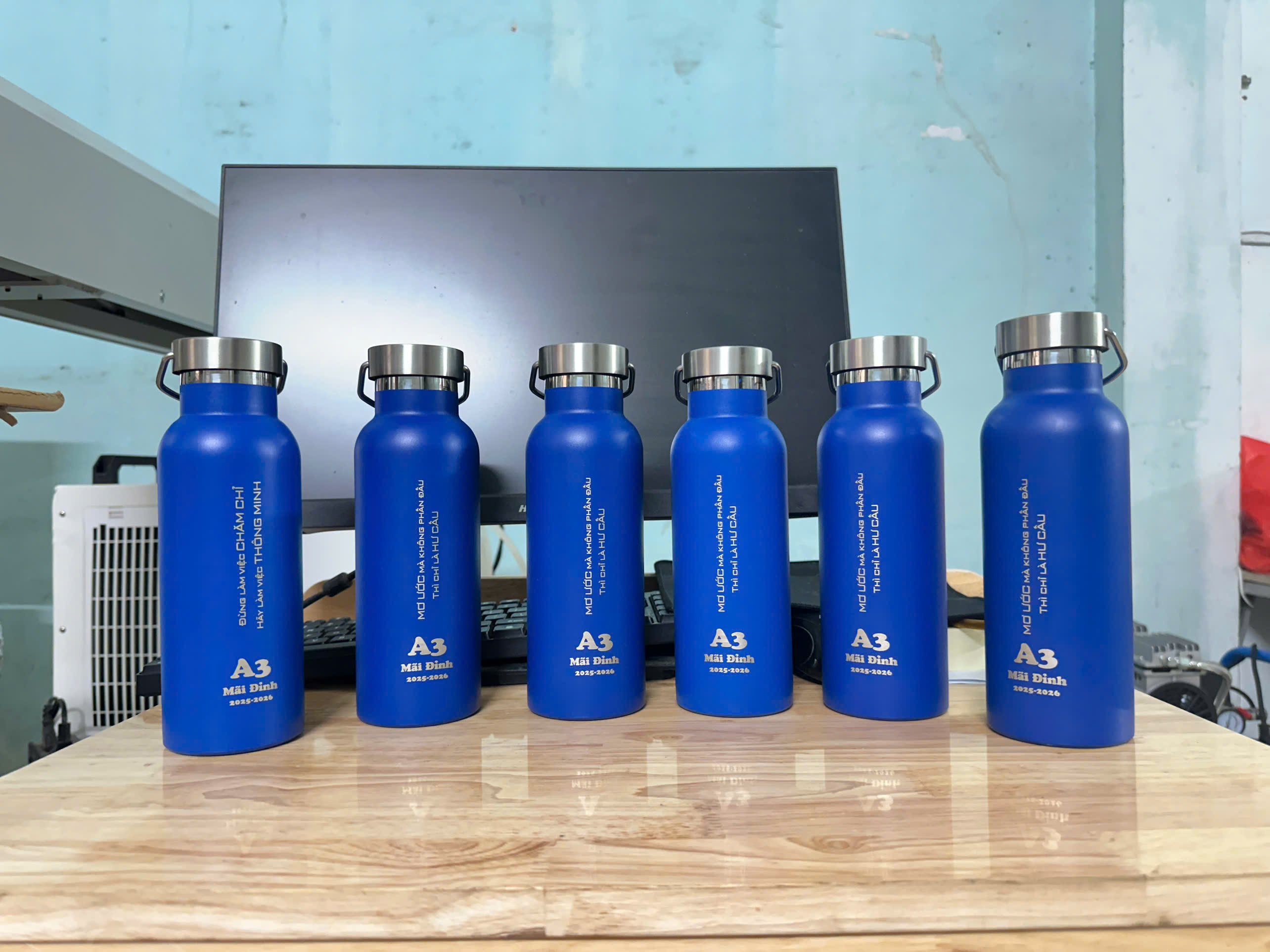 Bình Giữ Nhiệt 500ml Khắc Tên, Slogan Theo Yêu Cầu – Quà Tặng Lớp, Doanh Nghiệp Độc Đáo &amp; Ý Nghĩa