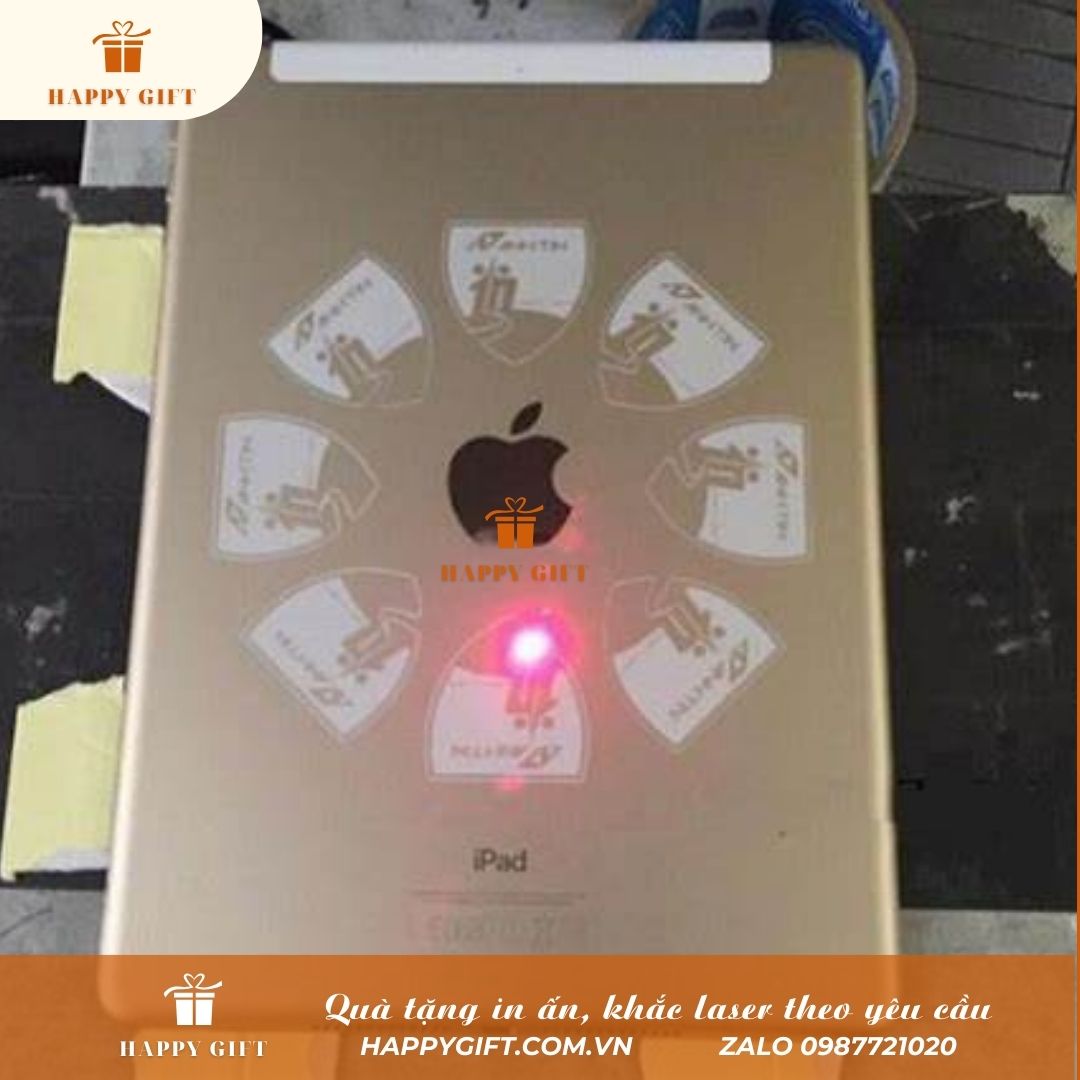 Khắc laser lưng điện thoại, iPad, laptop, Khắc laser chất lượng giá rẻ theo yêu cầu