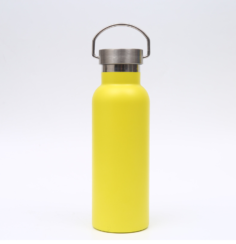 Bình giữ nhiệt hình chai nước có quai xách 750ml, Bình giữ nhiệt in khắc tên logo