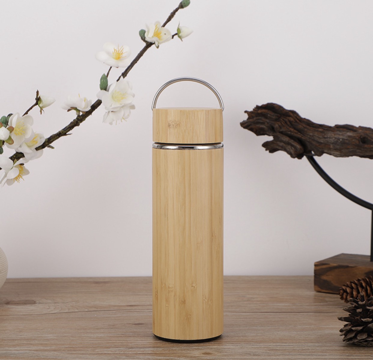 Bình Giữ Nhiệt Bằng Tre  Có Quai Xách, Lõi inox 304, KHẮC TÊN CÂU CHÚC THEO YÊU CẦU