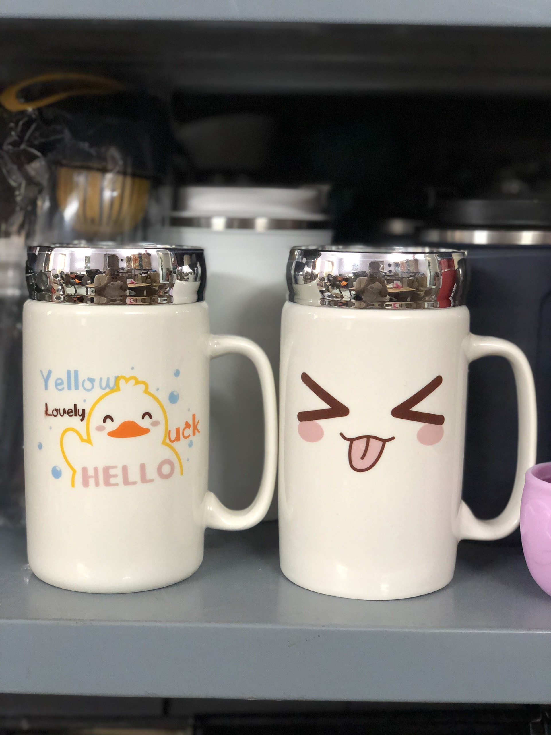 LY SỨ GIỮ NHIỆT 400ML NẮP TRÁNG GƯƠNG có tay cầm,in họa tiết ngẫu nhiên