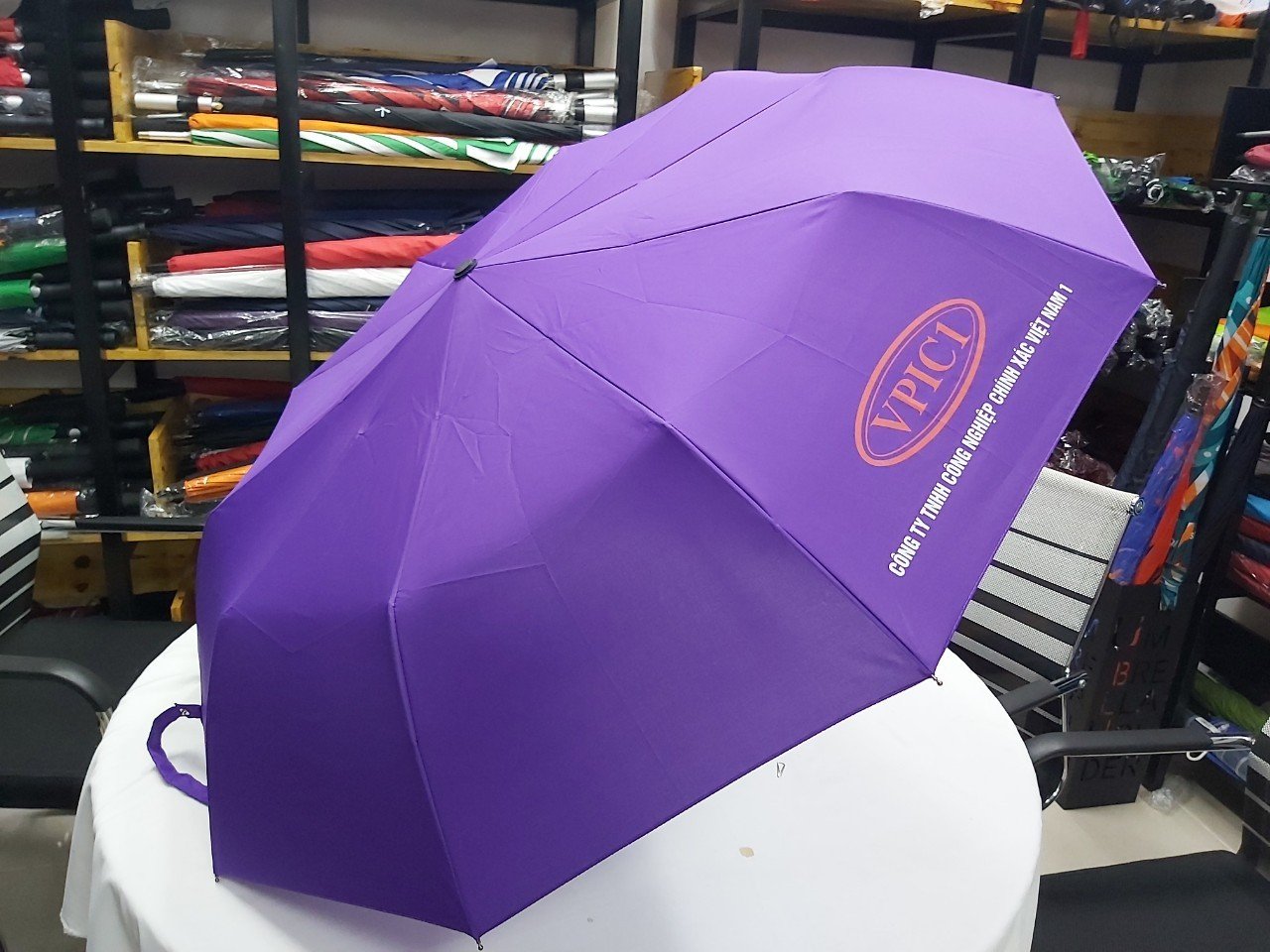 Ô tự động thông minh hai chiều  chống gió ,chắn nước.