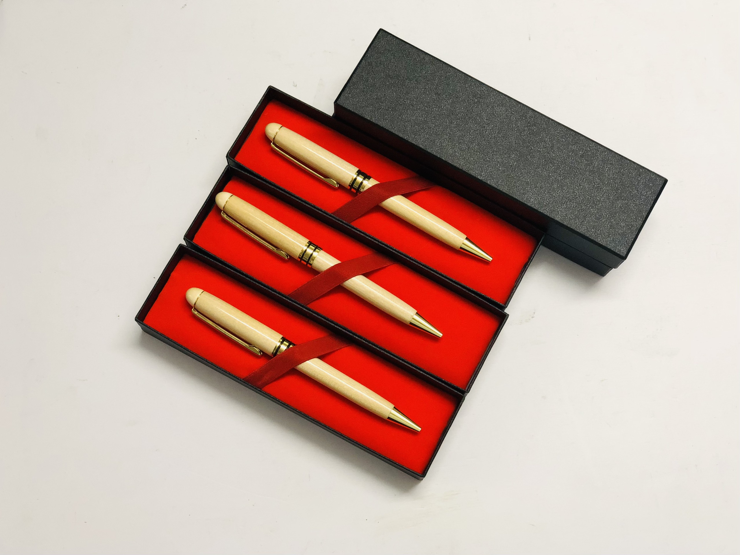 Set bút tre kèm hộp -Khắc laser Bút gỗ theo yêu cầu, Khắc laser quà tặng doanh nghiệp, quà Tết, quà tặng sự kiện