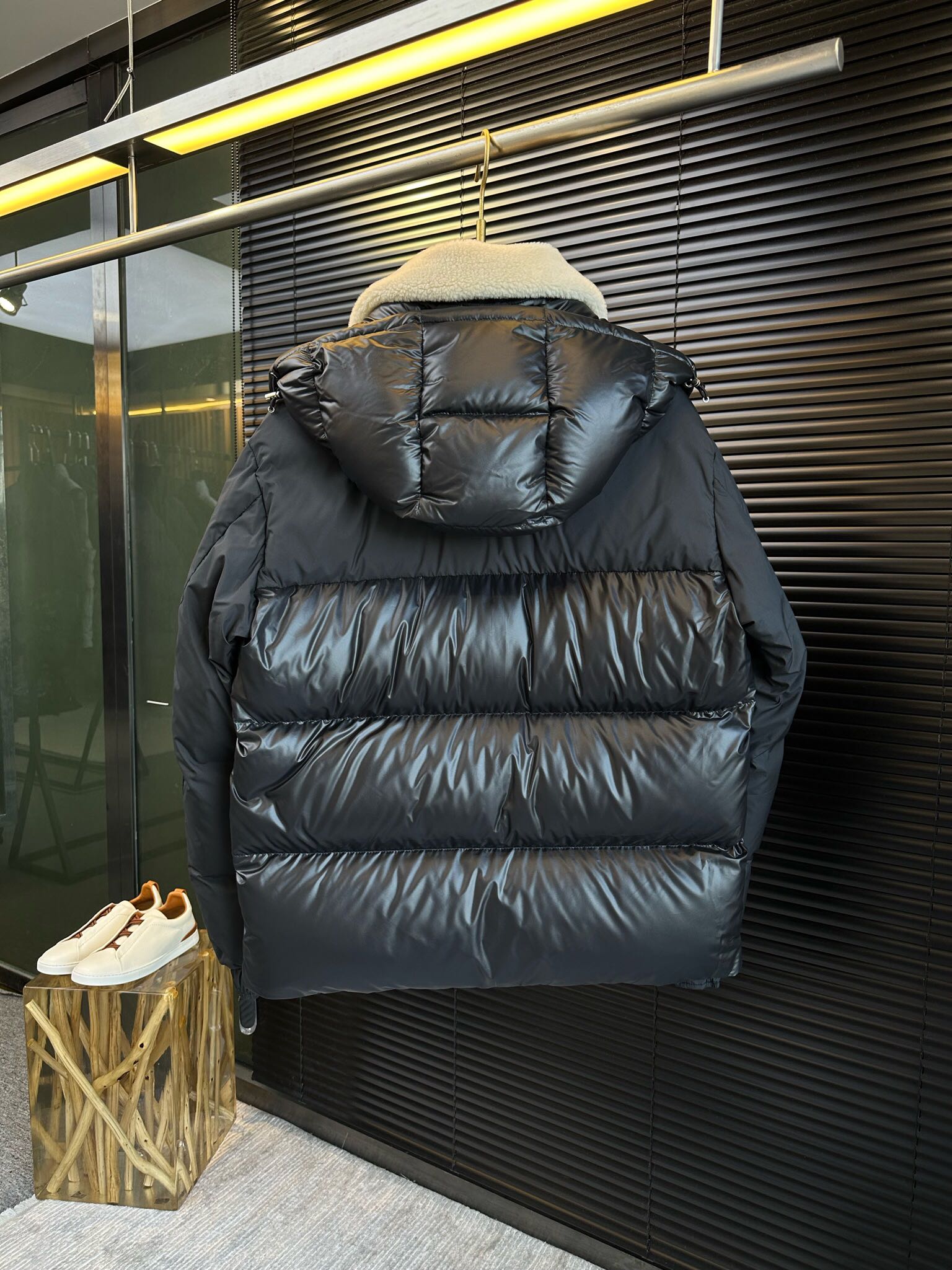 Moncler Bayuda hooded puffer jacket