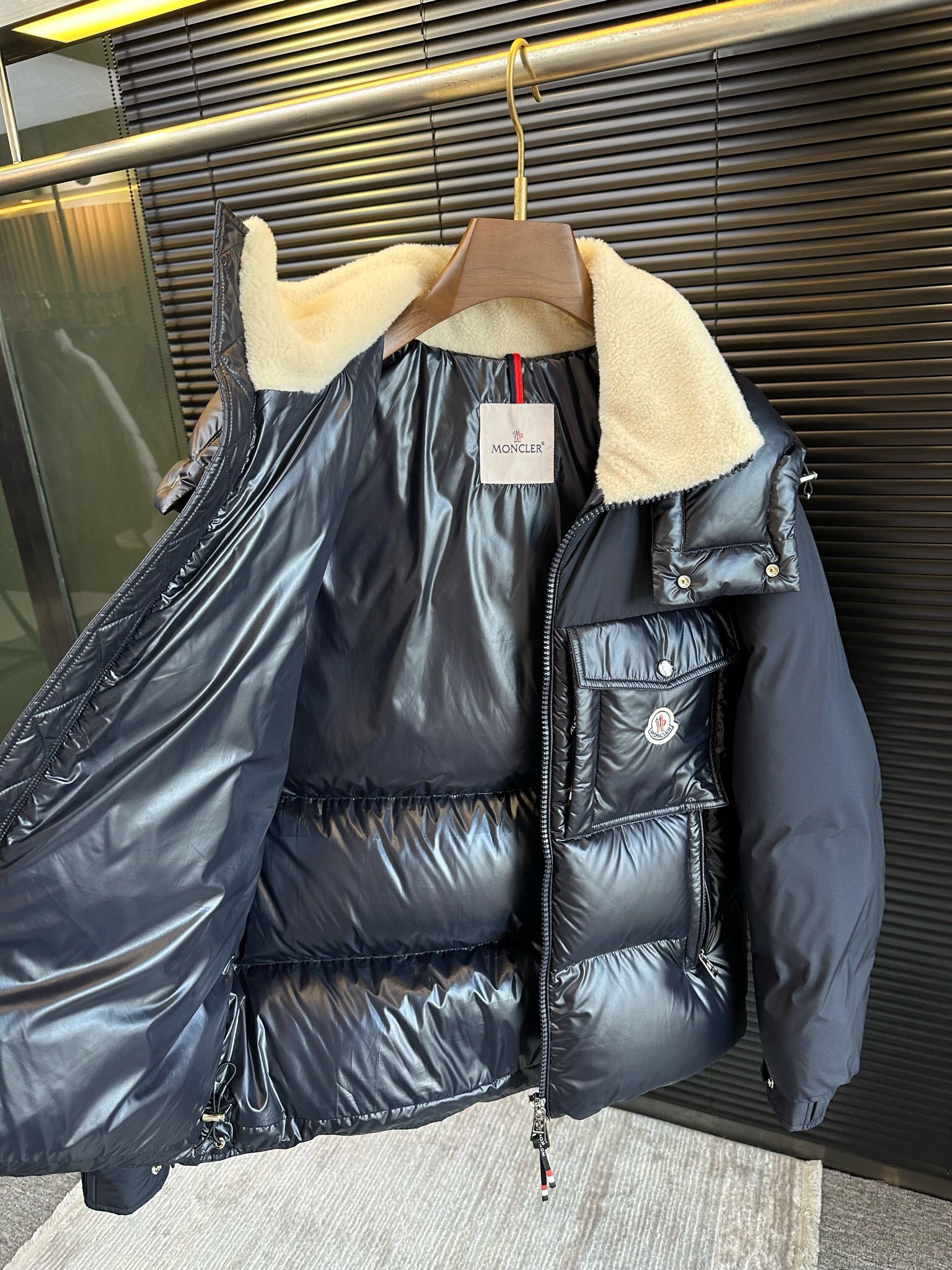Moncler Bayuda hooded puffer jacket