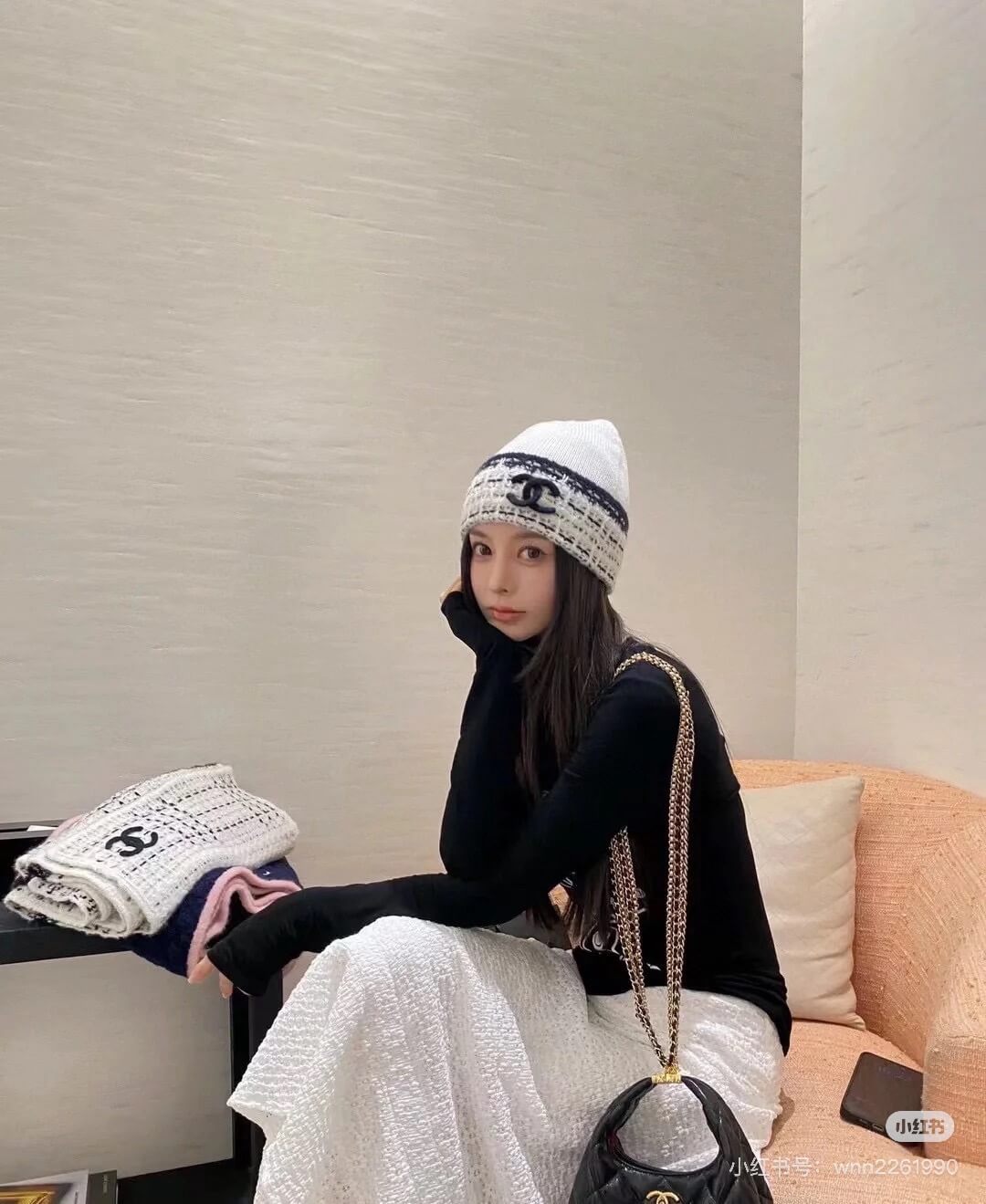 CHANEL WOOL HAT