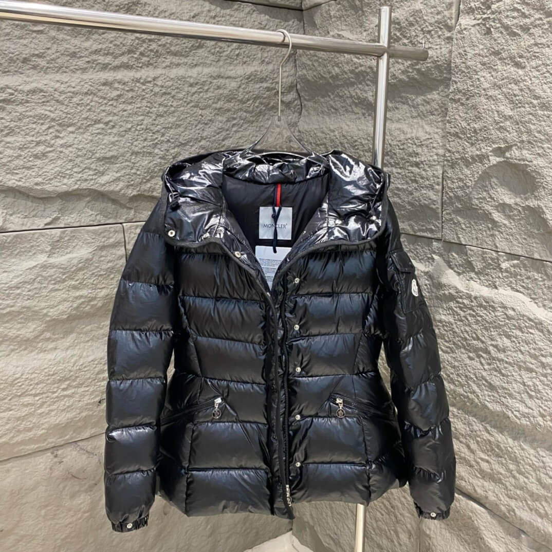 Moncler Jackets (WOMAN)