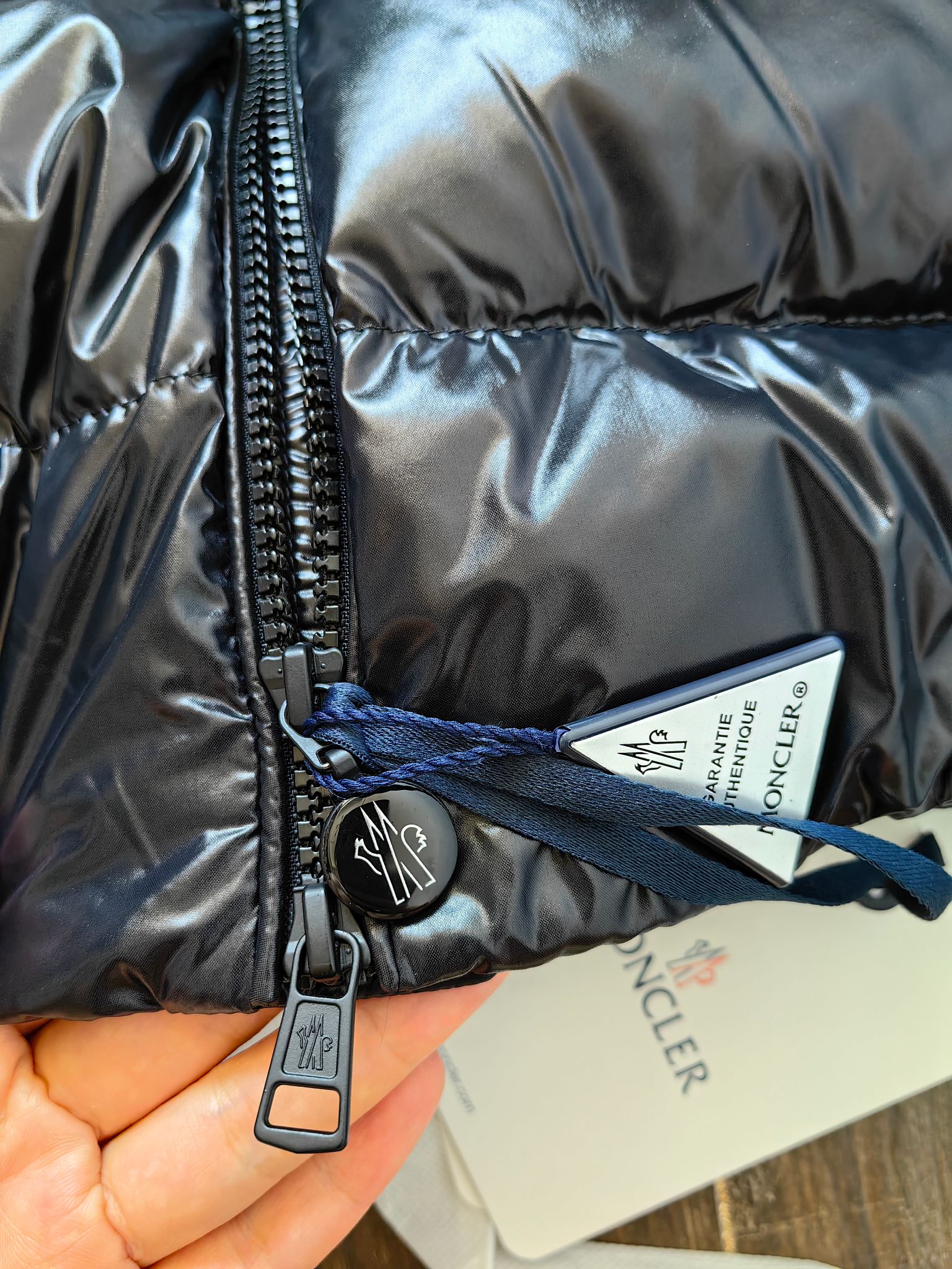 Moncler Saulx Short Down Jacket