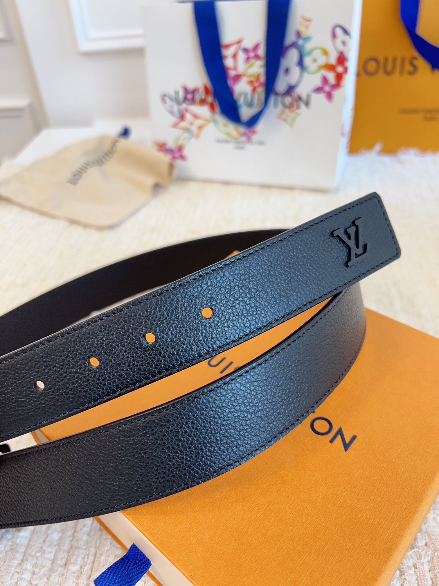 [MENS] Louis Vuiton Belt