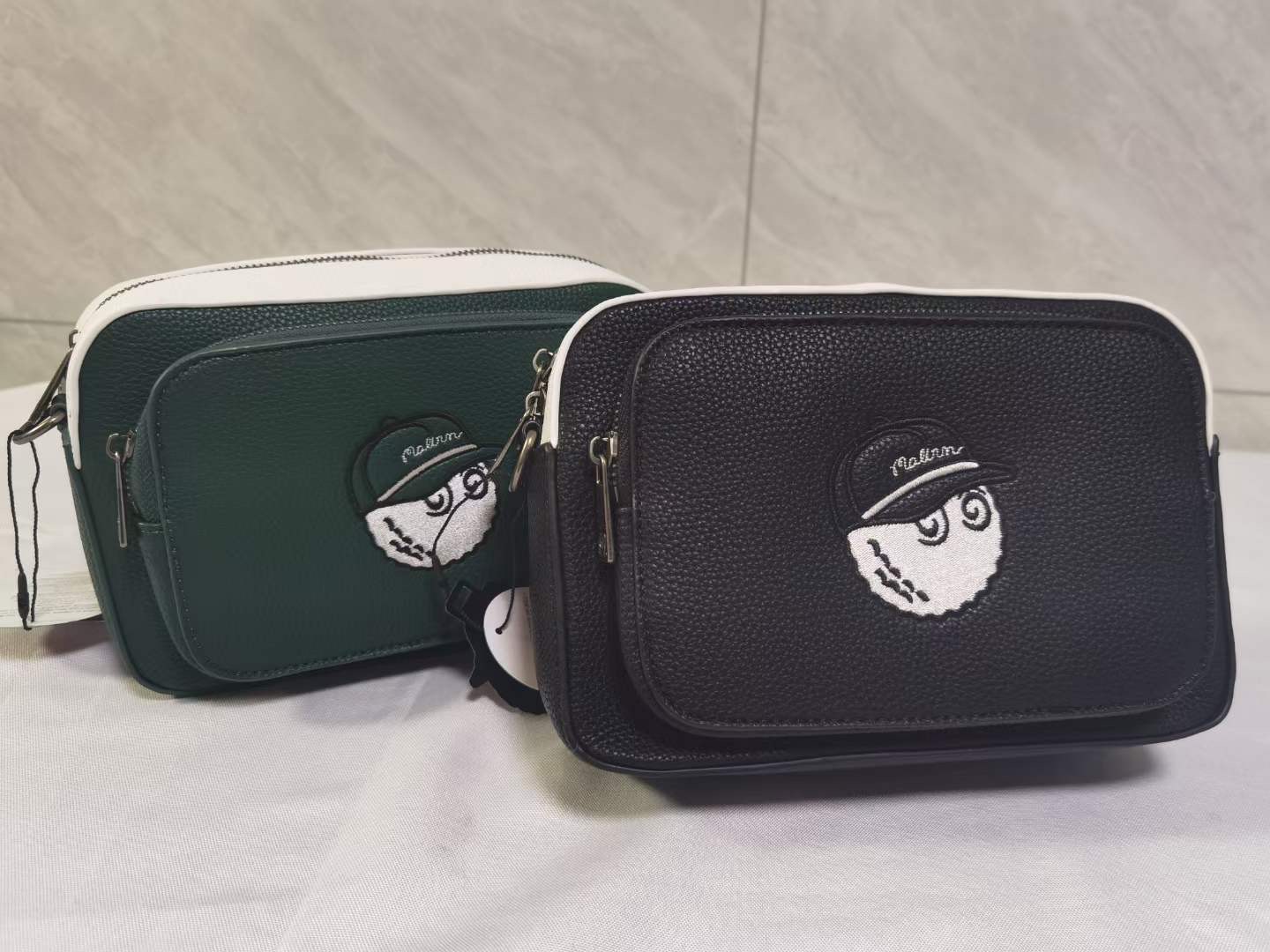 Malbon Golf 2022-23FW Unisex Street Style Plain Logo Handbags
