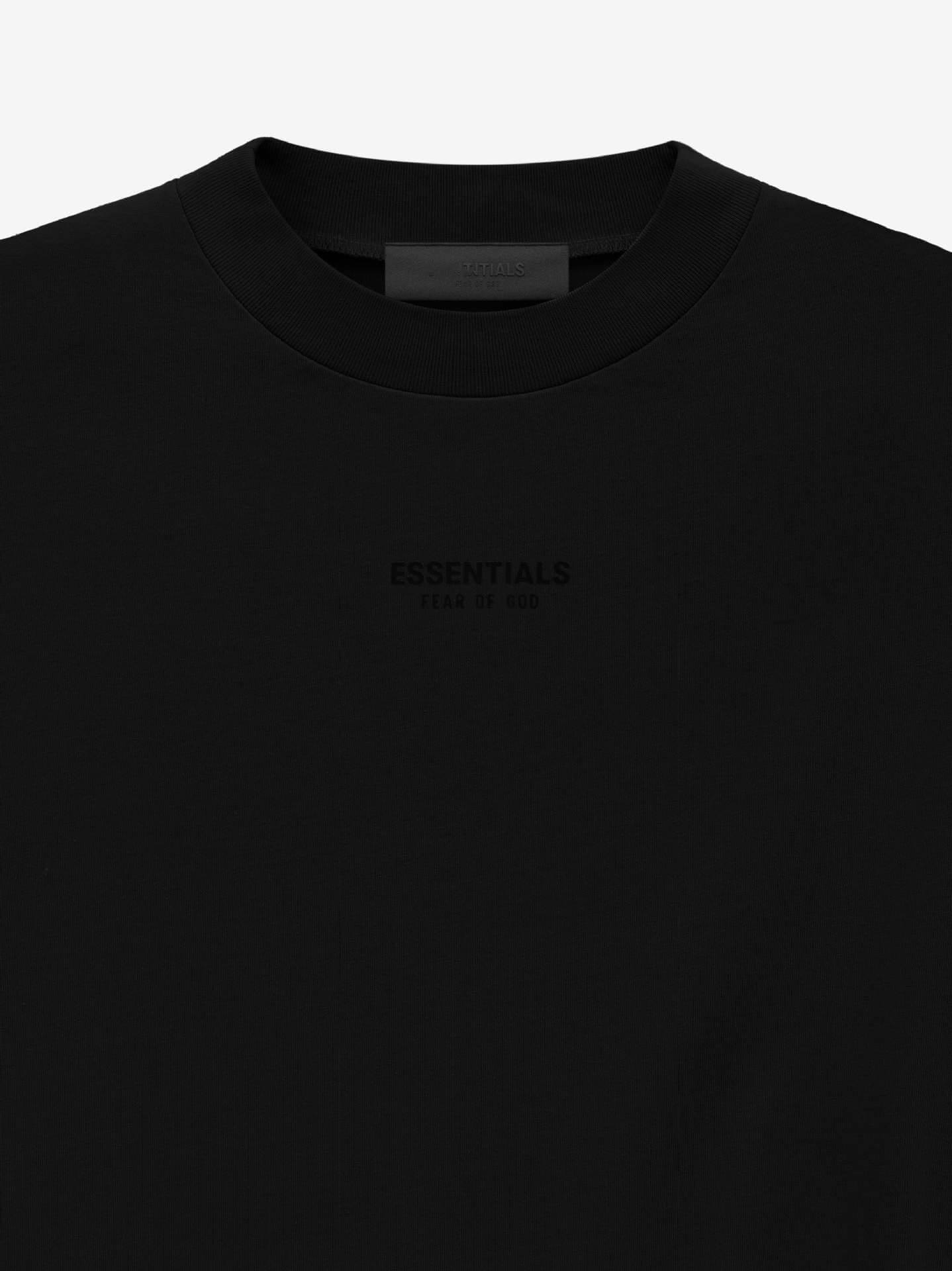 ESSENTIALS T-SHIRTS