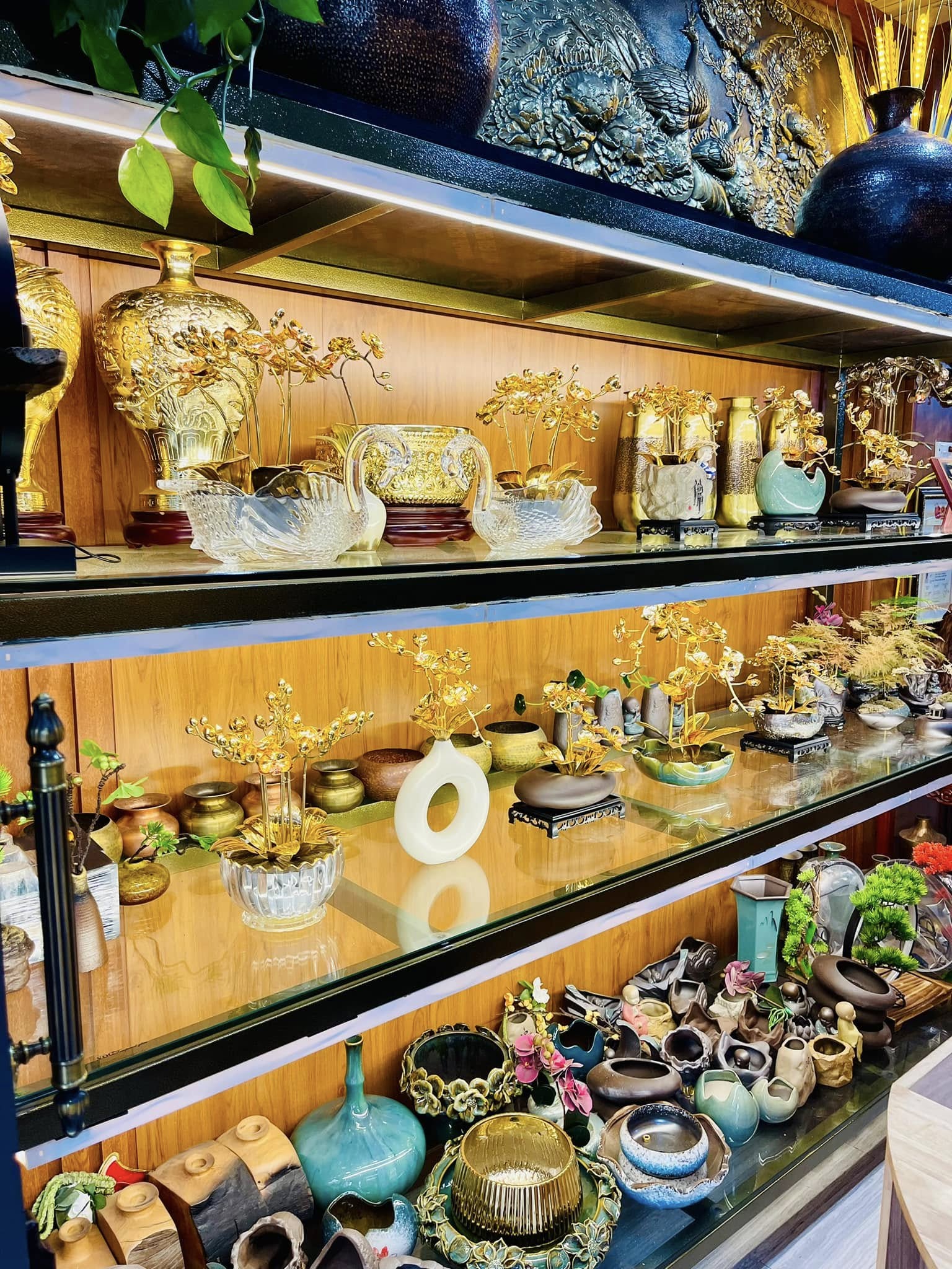 Khai Xuân Rộn Ràng - Rước Tài Lộc An Khang Cùng Đồ Đồng Mỹ Nghệ Lan Vàng Phú Quý