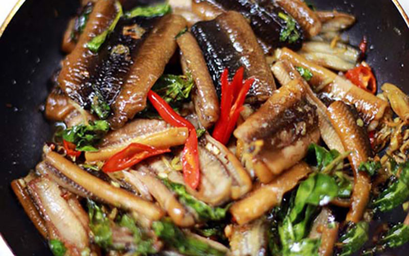 Lươn xào sả ớt