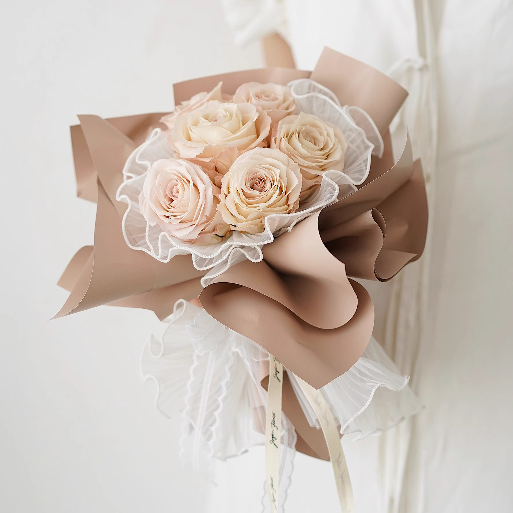 Cuộn vải voan sóng gói hoa, trang trí 28cm x 4m
