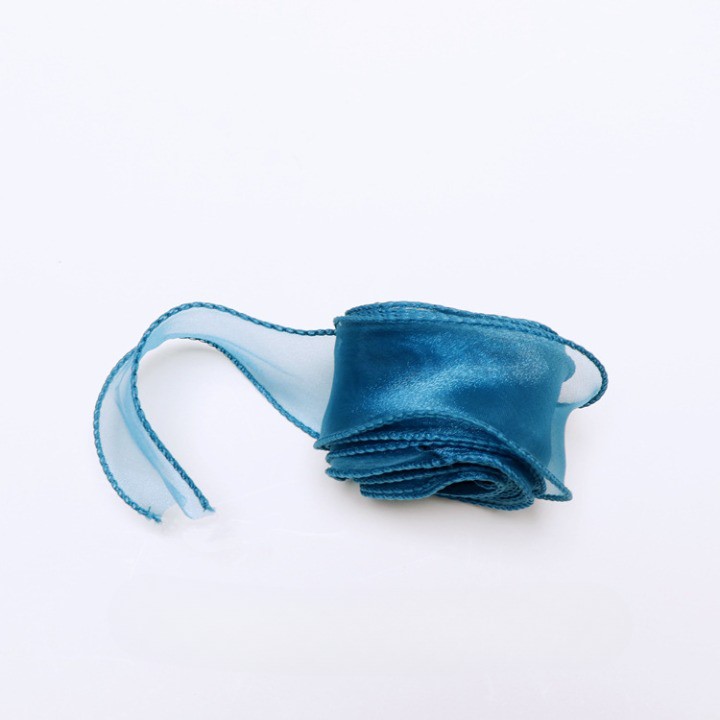 Nguyên cuộn ruy băng voan trơn viền sóng 2 biên gói hoa, gói quà rộng 4cm, dài 9m