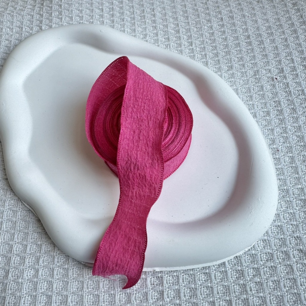 Nguyên cuộn dây ruy băng vải xốp nhún gói hoa, quà, buộc tóc, trang trí tiệc tùng bánh kem màu pastel bản 2.5c