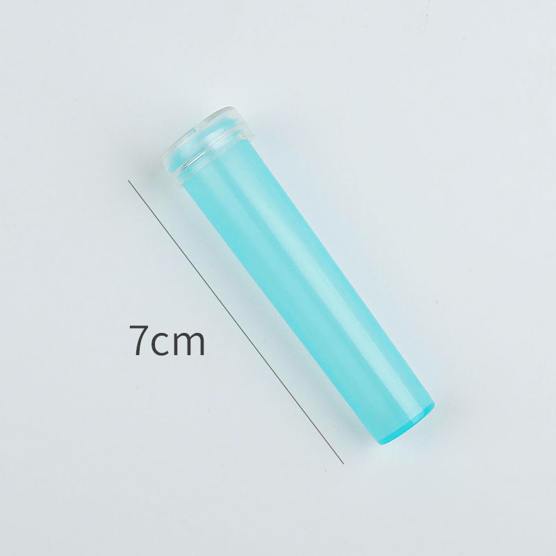 Ống nước nhựa cắm cành hoa tươi lâu