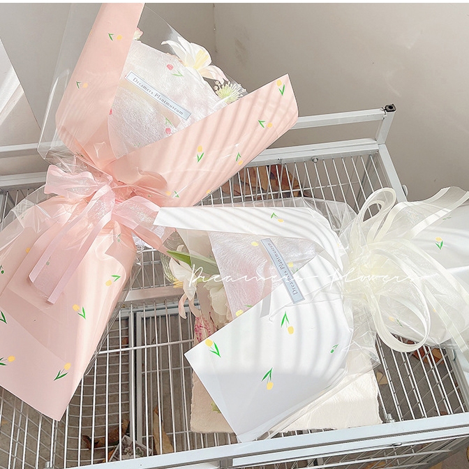 Xấp 20 tờ giấy gói hoa họa tiết hoa tulip chống thấm nước, giấy dày đứng form