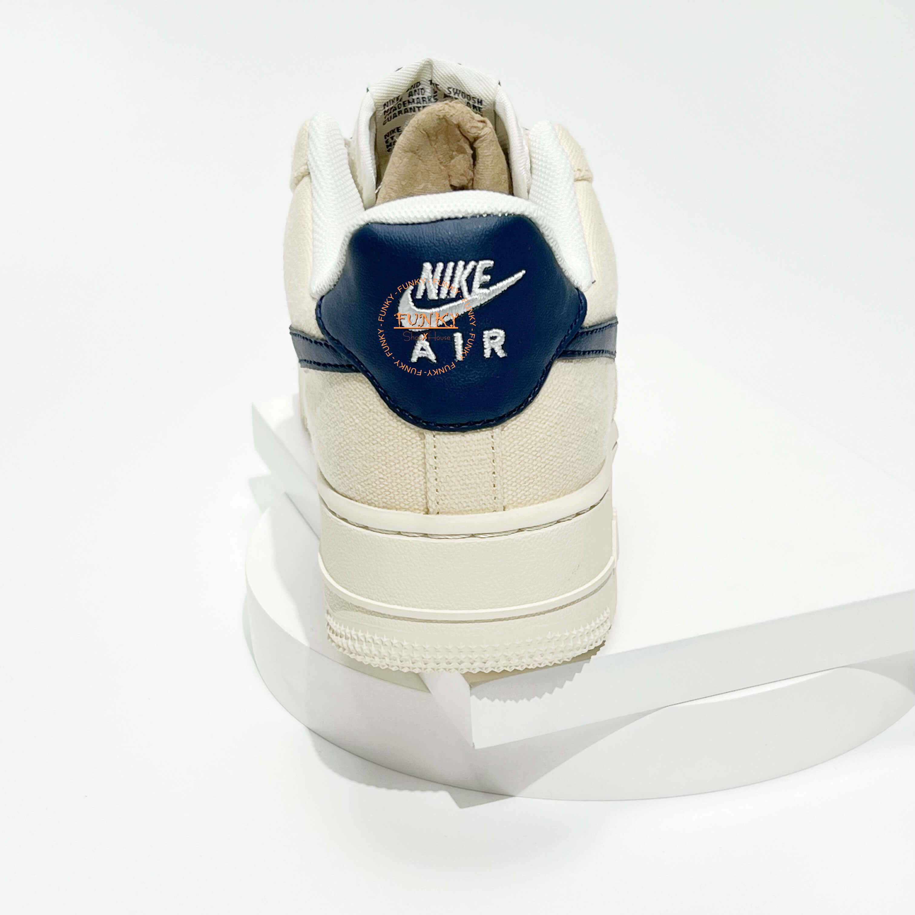 Giày Air Force 1 Canvas vàng đậm