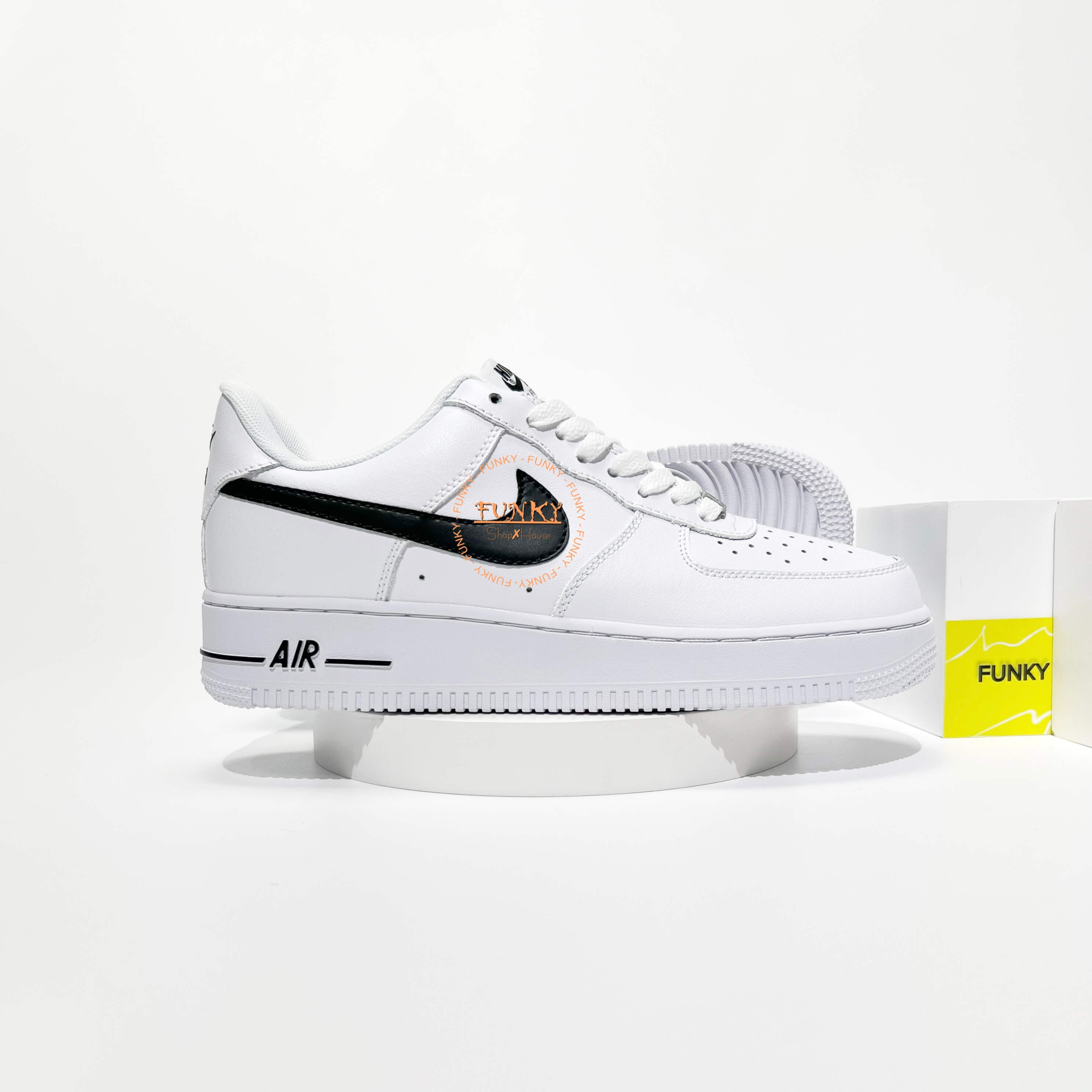 Giày N I K E Air Force 1 ’07 AN20 White Black Swoosh