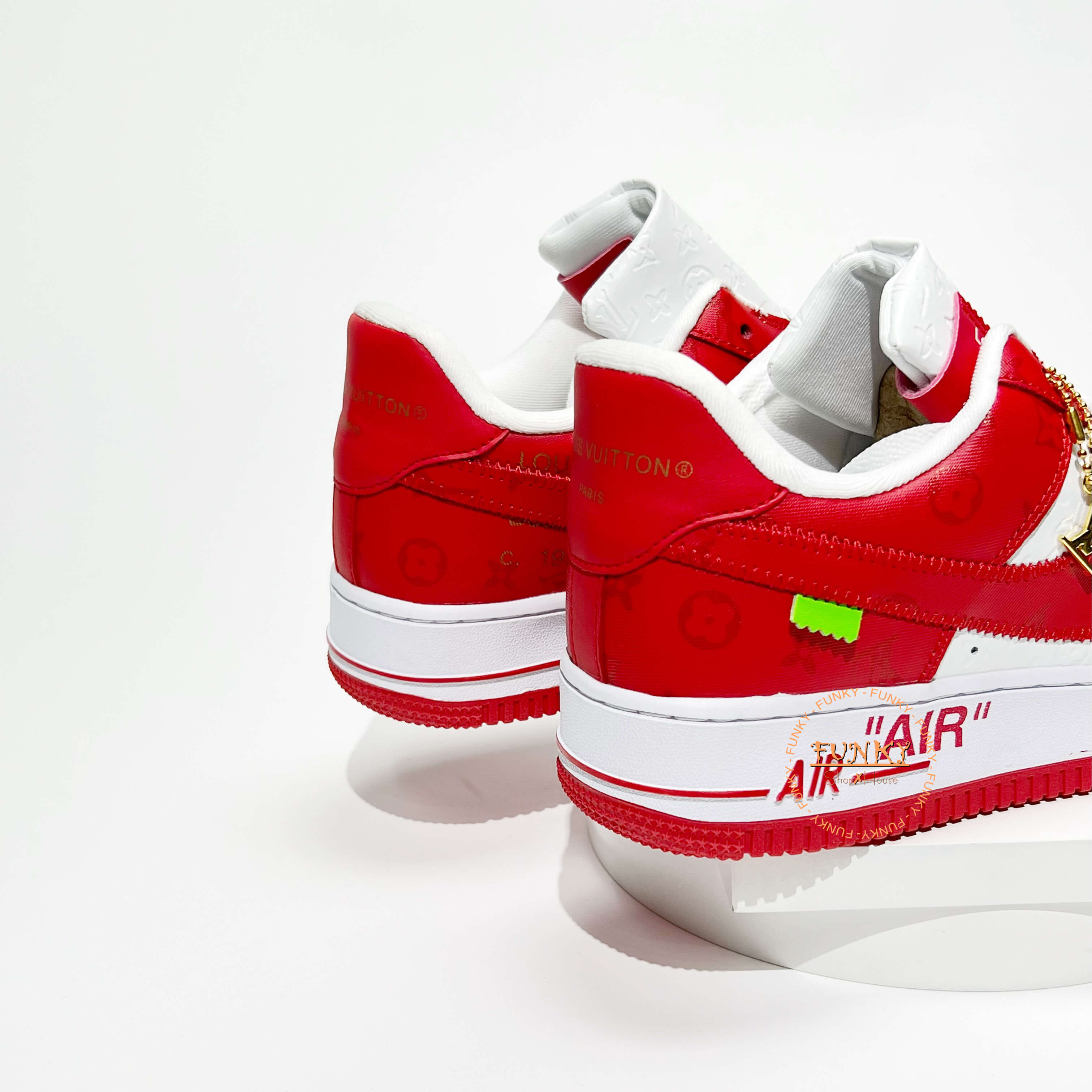 Giày L V x N ike Air Force 1 phối Monogram Đỏ
