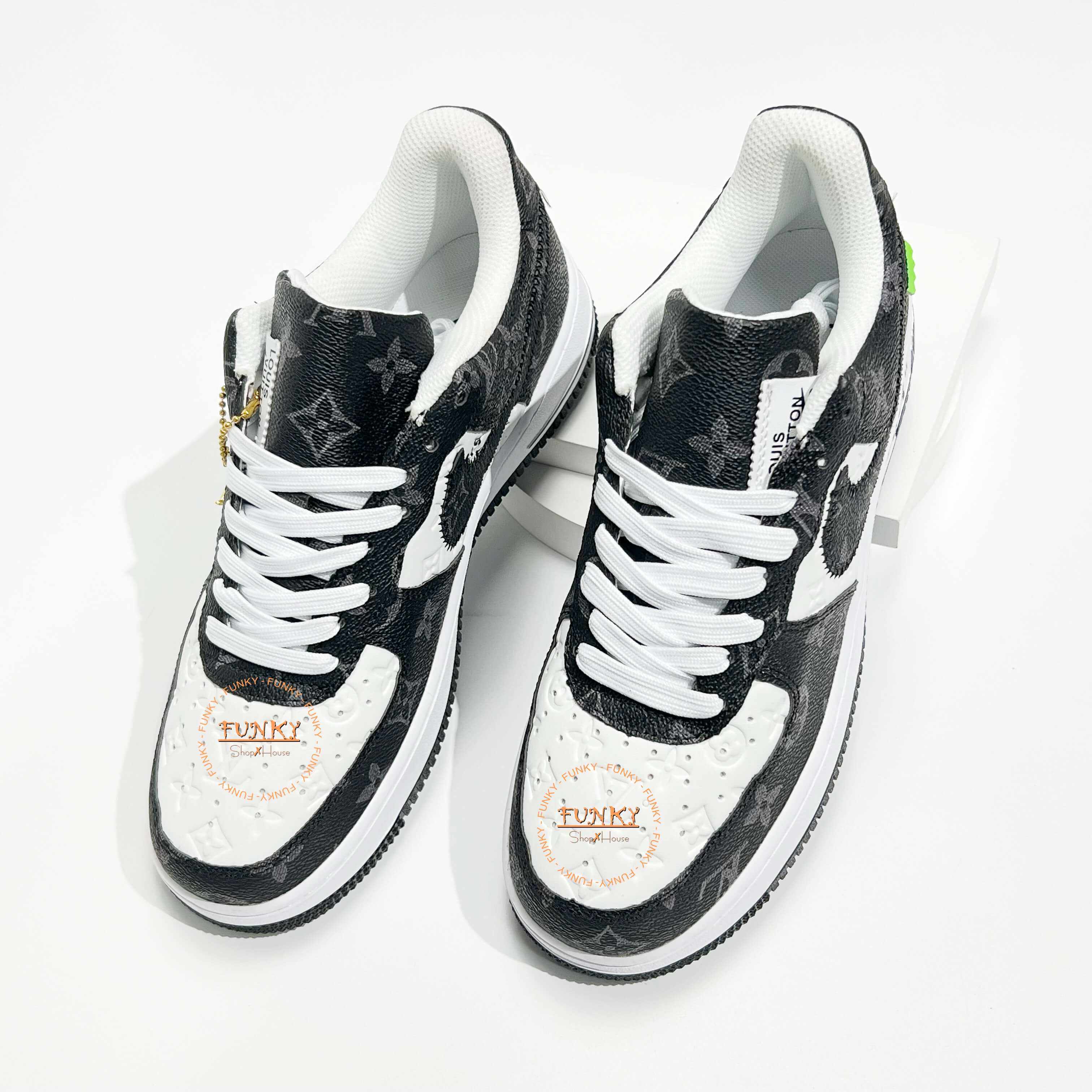 Giày L V x N ike Air Force 1 phối Monogram Đen