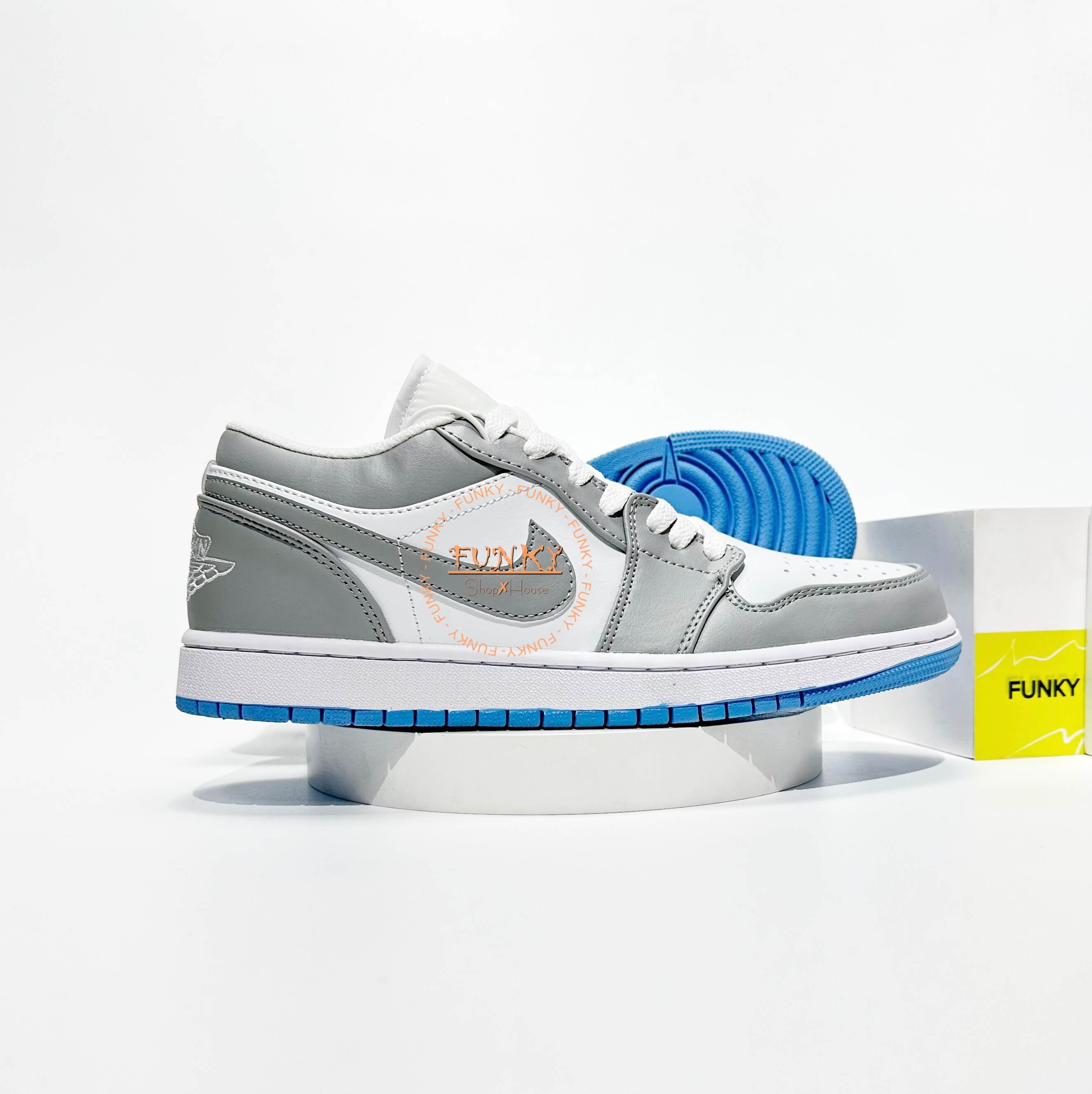 Giày Jordan 1 Cổ Thấp Trắng phối Xám