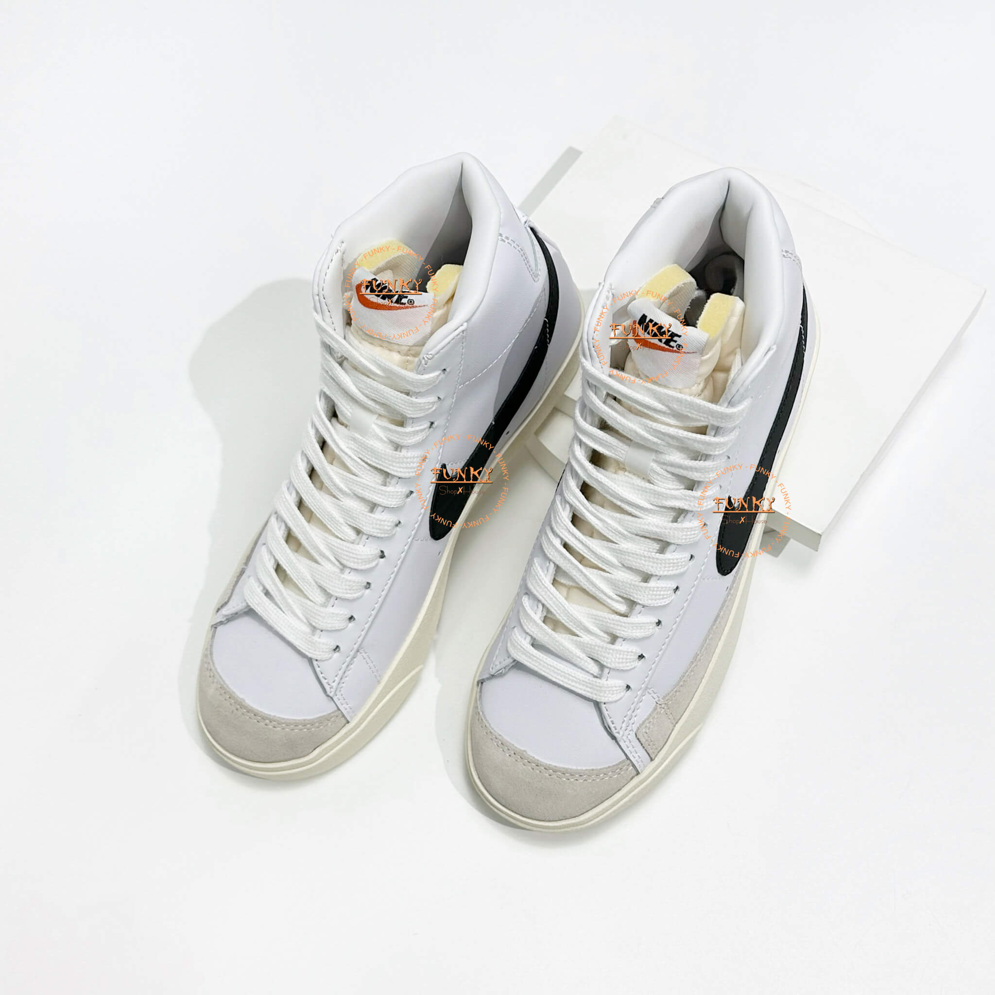 Giày N ike Blazer High 77 Vintage Trắng Đen