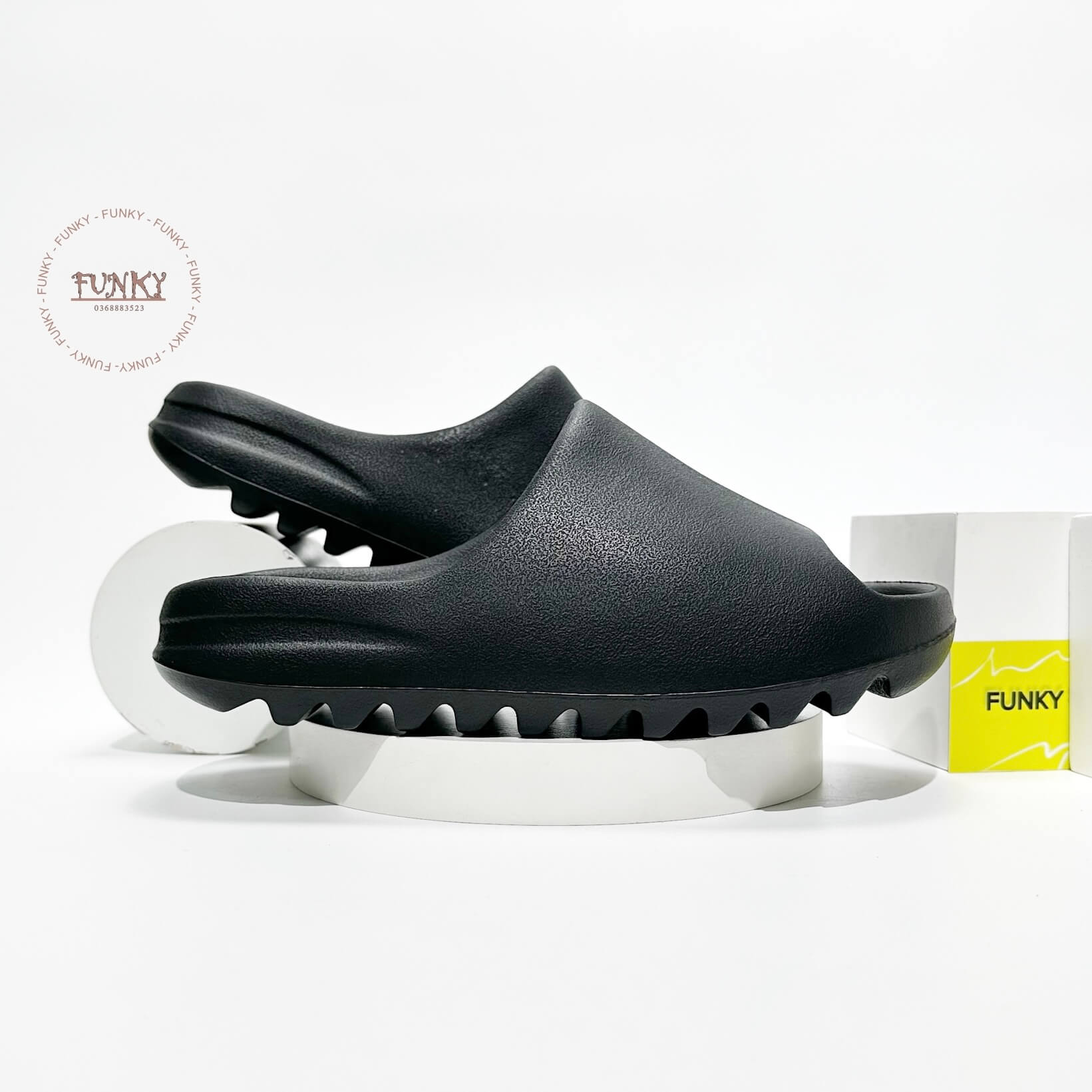 Dép Yeezy Slide ‘Onyx Black’ Cao Cấp Vân Nhám