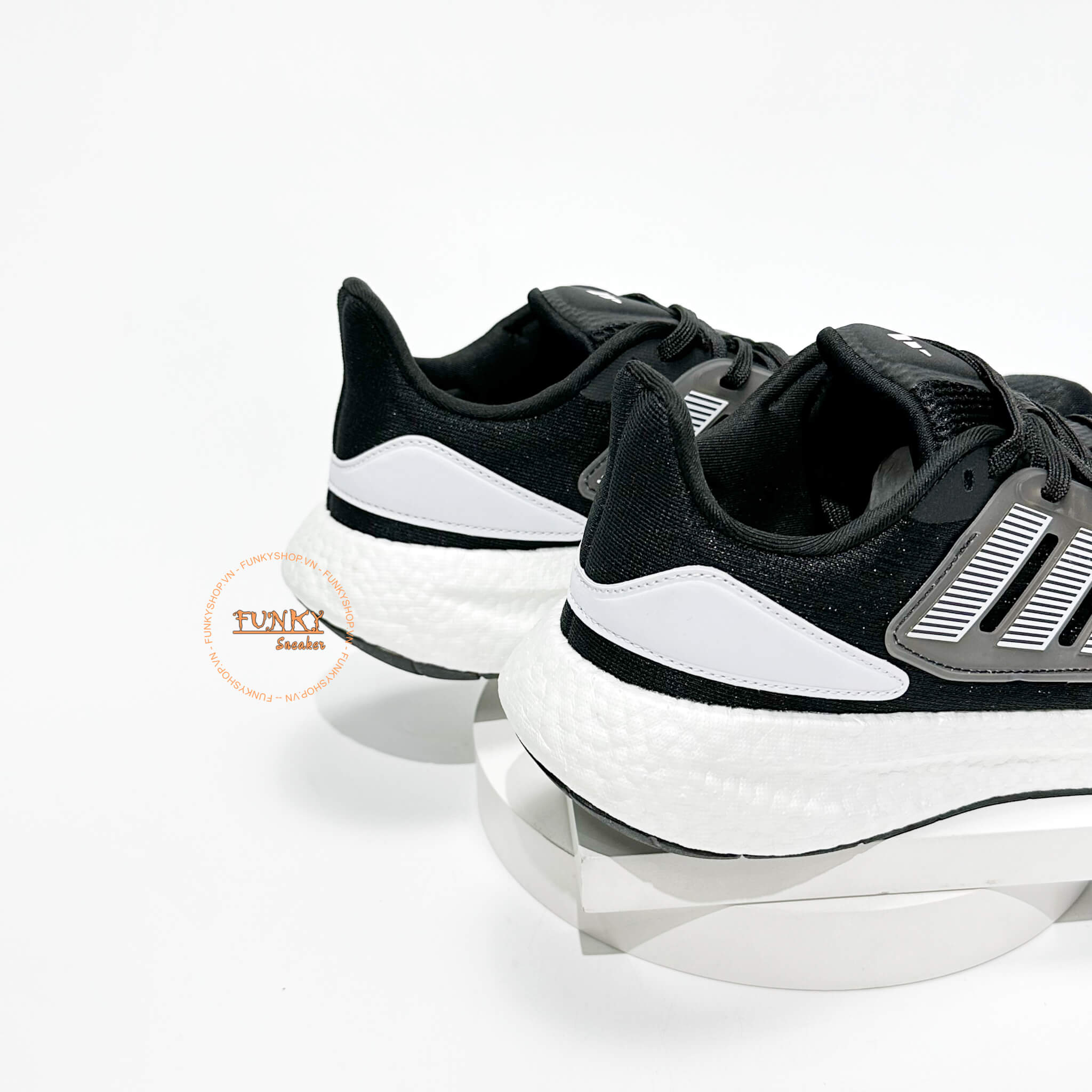 Giày Das Pure Boost Phối Đen Trắng Cao Cấp