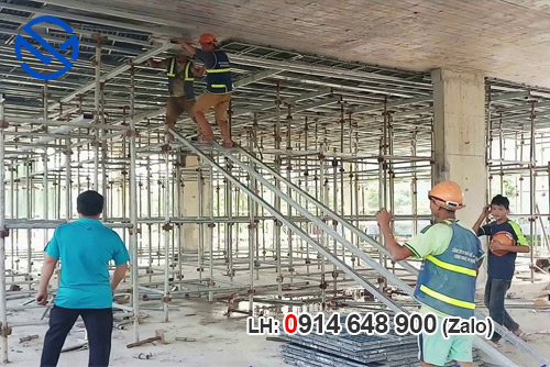 Cách tháo dỡ coffa nhanh, an toàn và không làm hư bề mặt bê tông