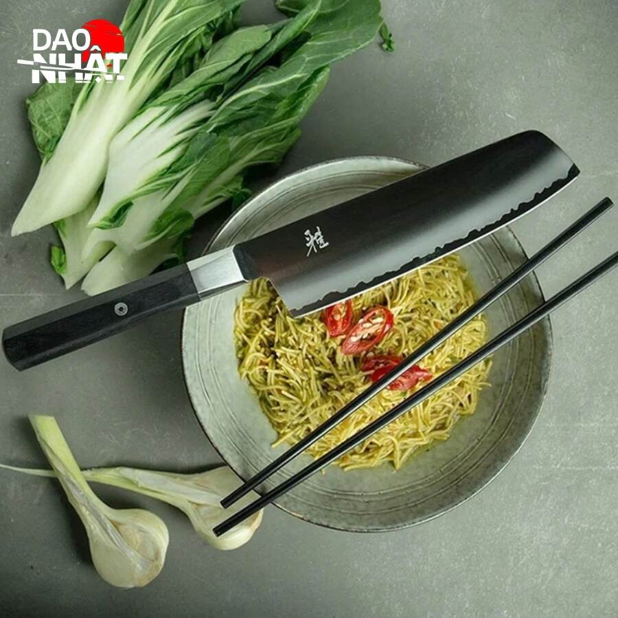 Dao Nakiri