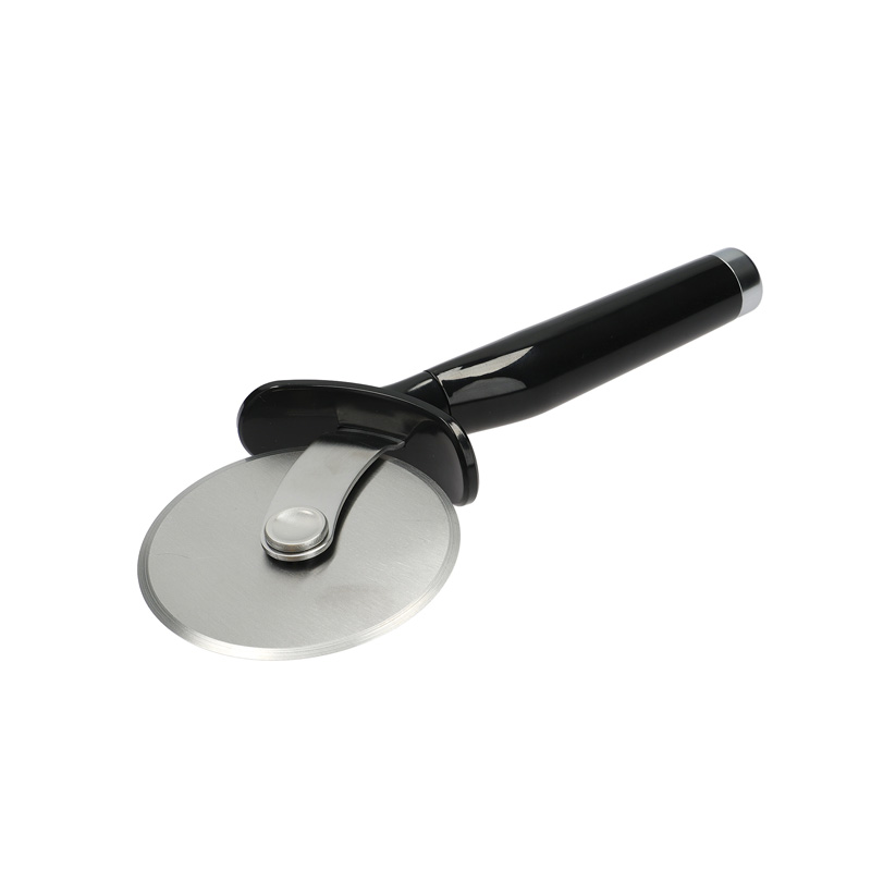 Dụng cụ cắt pizza KITCHENAID Classic - Màu đen