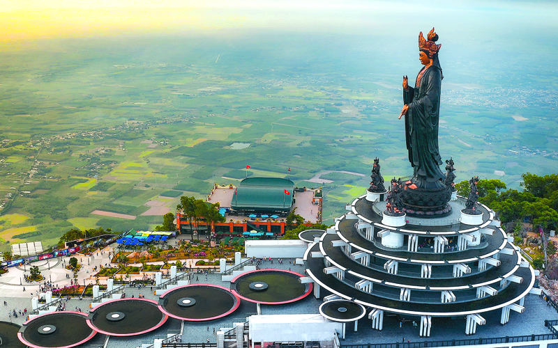 TOUR TÂY NINH 1 NGÀY | HỒ CHÍ MINH - NÚI BÀ ĐEN TOÀ - THÁNH CAO ĐÀI - CHÙA GÒ KÉN | Khởi hành: Thứ 2 - Thứ 5 hàng tuần đã bao gồm Cáp treo Đỉnh Vân Sơn