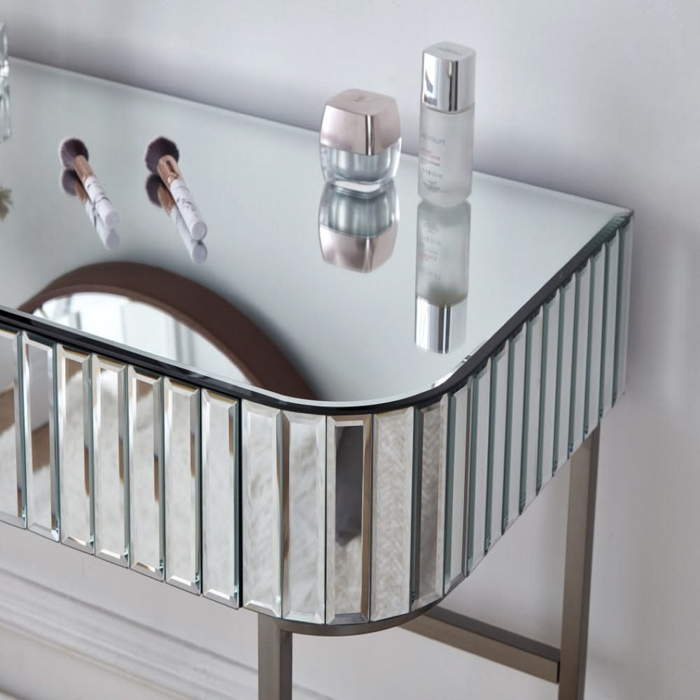 Bí Quyết Chọn Màu Nội Thất Inox Mạ PVD Chuẩn Gu Cho Từng Không Gian Sống
